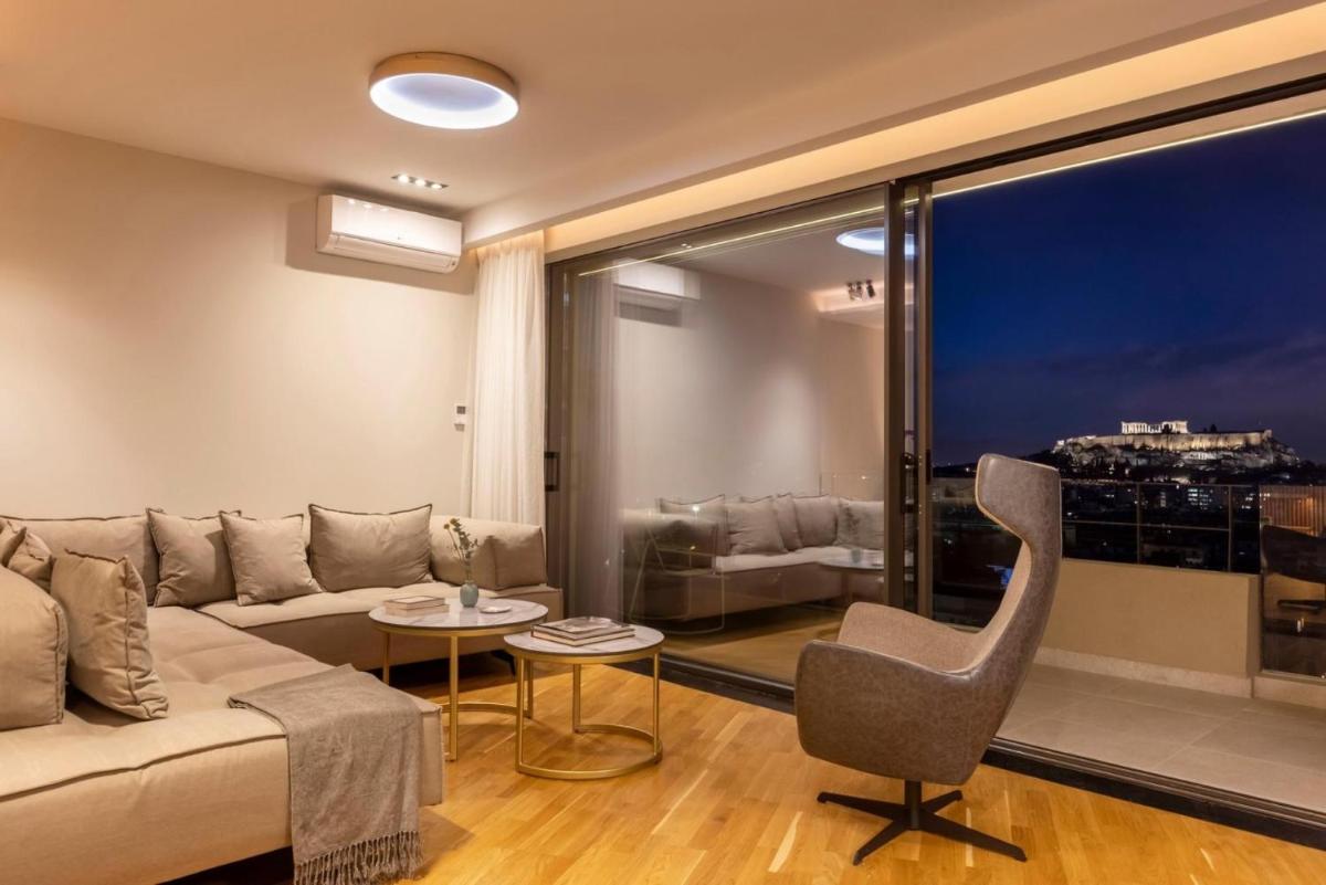 Elegant Penthouse with Acropolis View