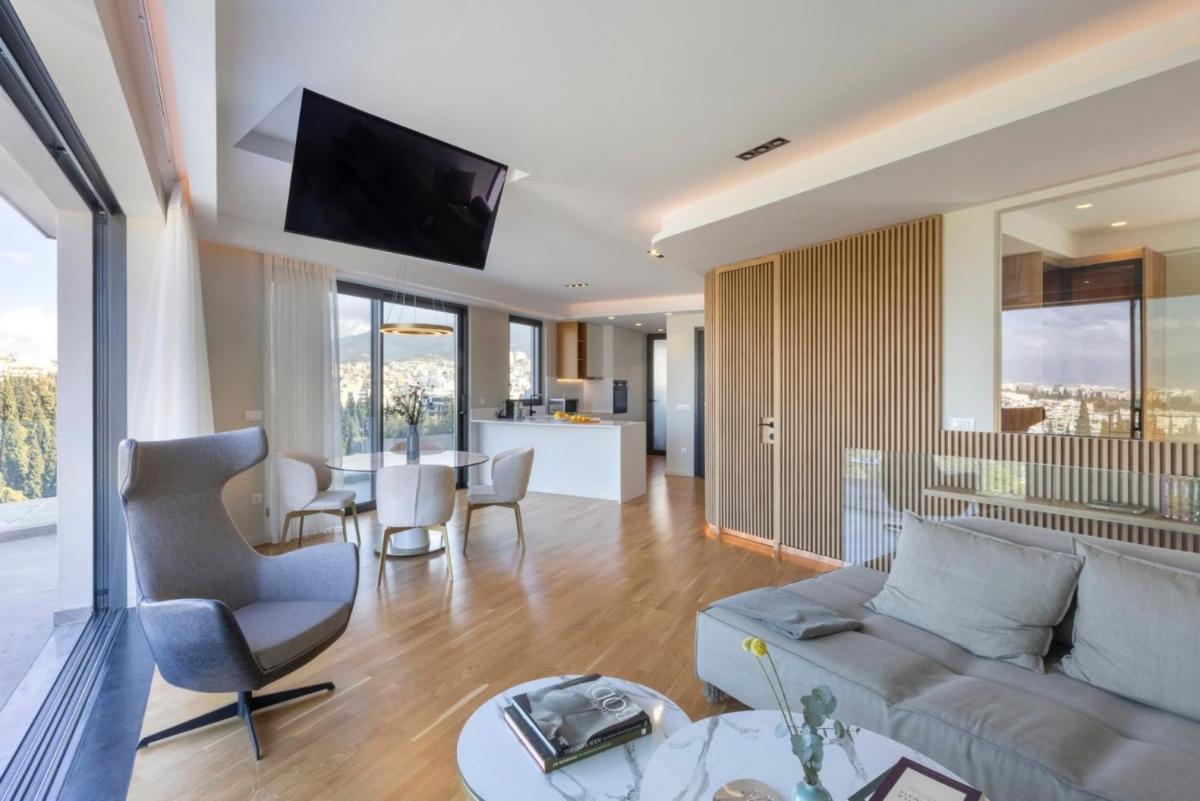 Elegant Penthouse with Acropolis View