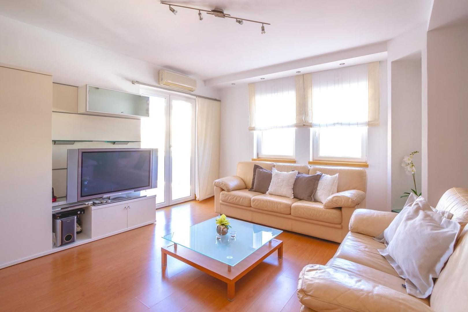 Apartment Balu 16 near the Beach view 2