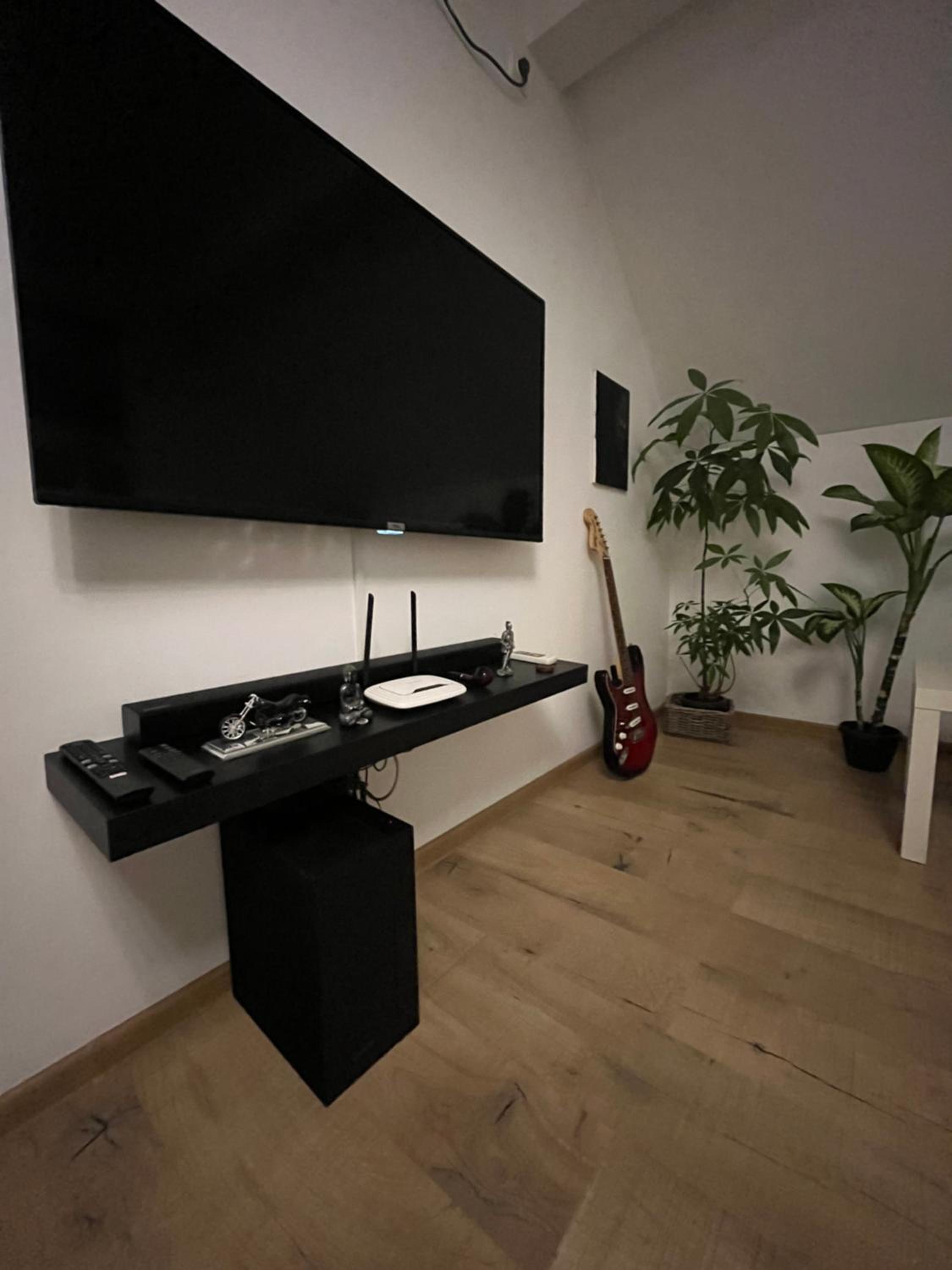 O mansarda intima :) - the intimate attic :) view 5