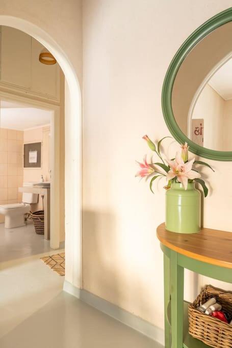 OpenAir HOT TUB/Big Balcony/Great Boutique Apt