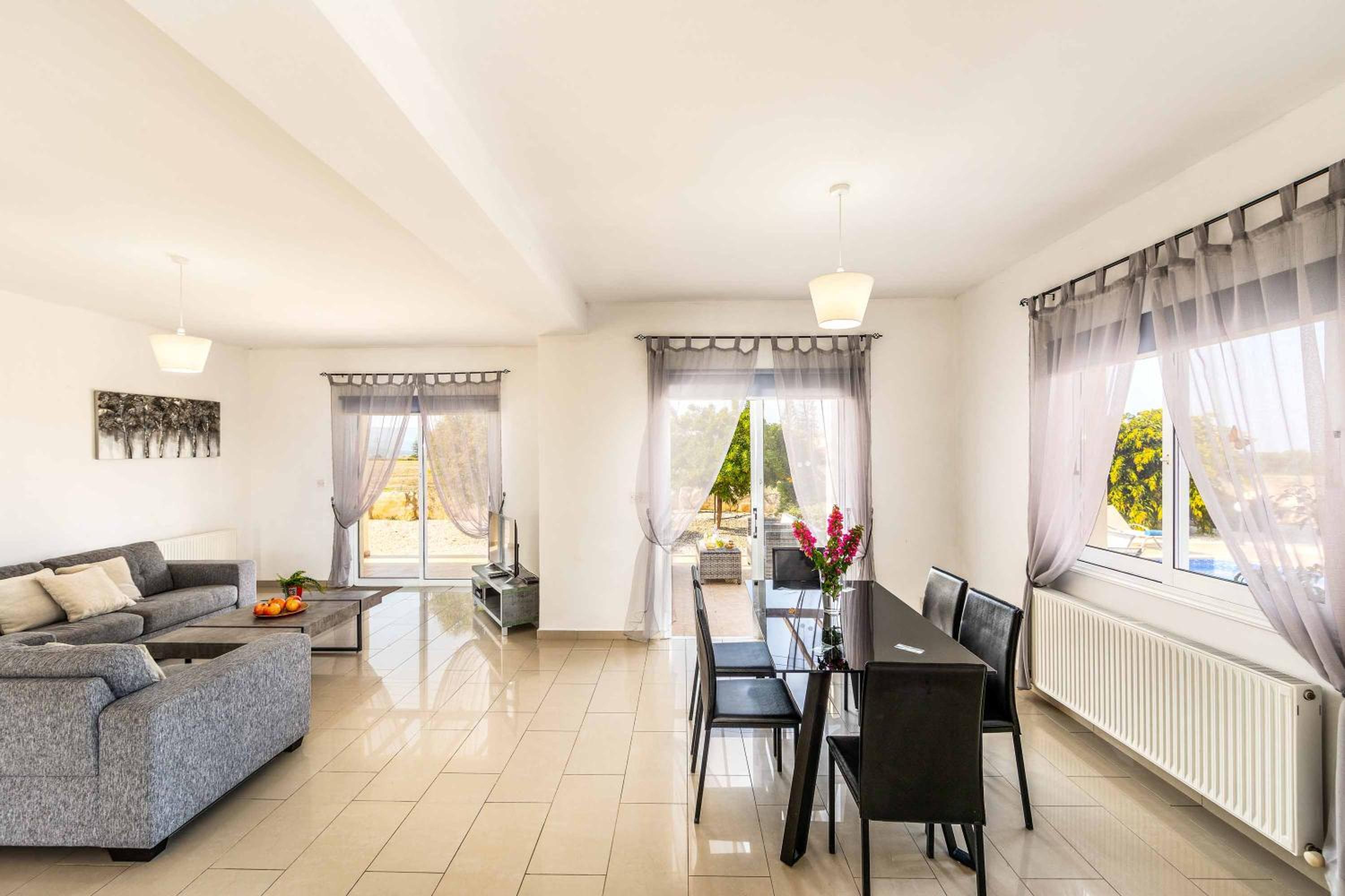 Villa Orange Tree