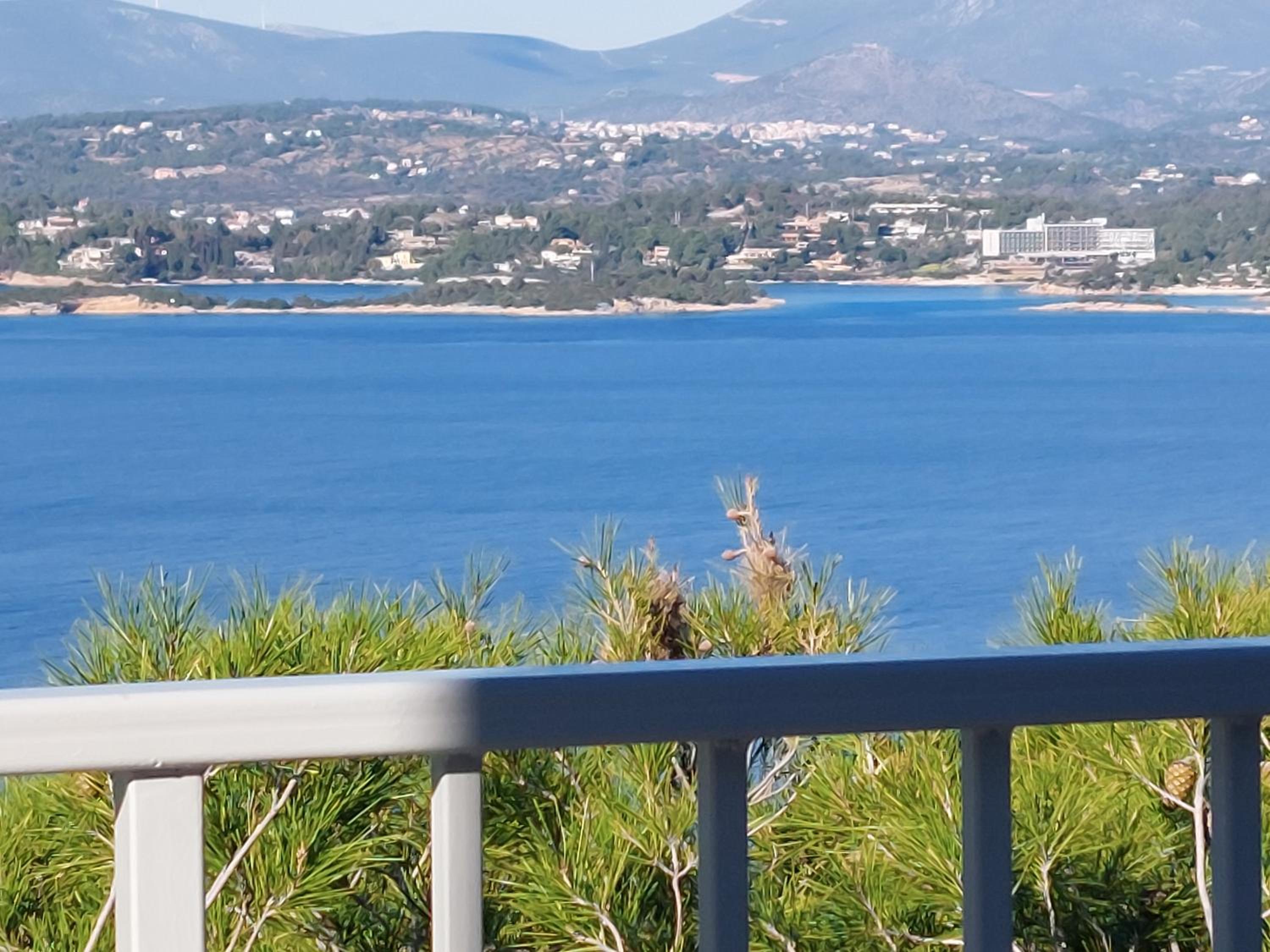 SUNSET220 spetses photo 3