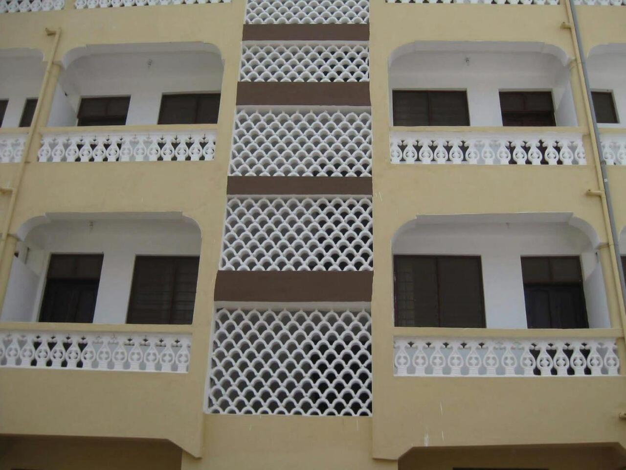 Golden Guest House- Miritini