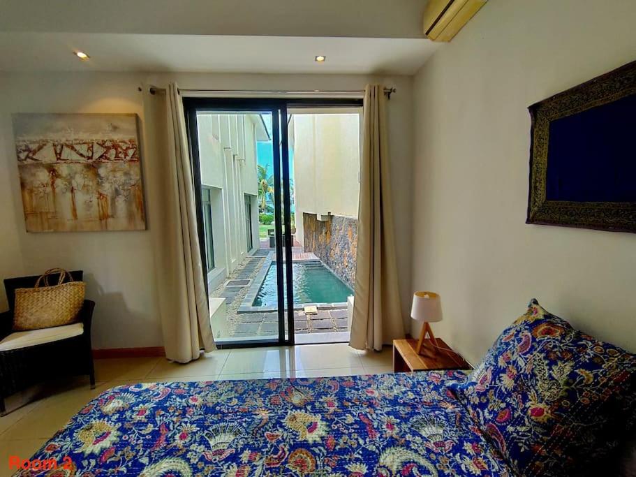 Grand Baie Villa des amis sur la plage. view 3
