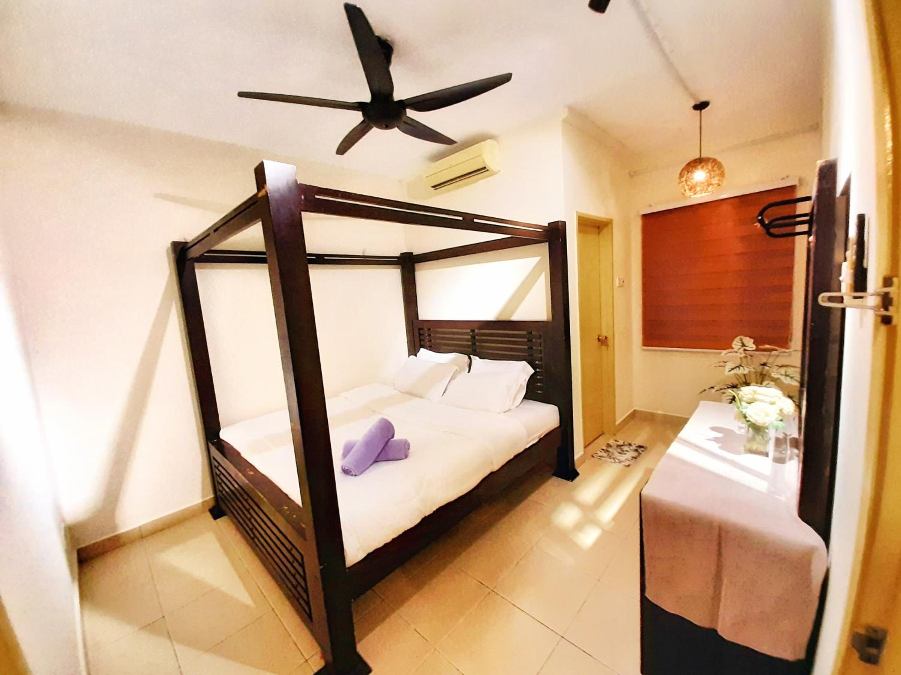 N'dnie Homestay Pelangi Mall Condominium photo 4