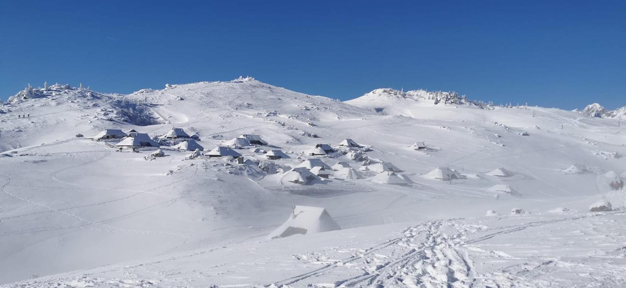 Koča Predilnica Velika Planina view 4