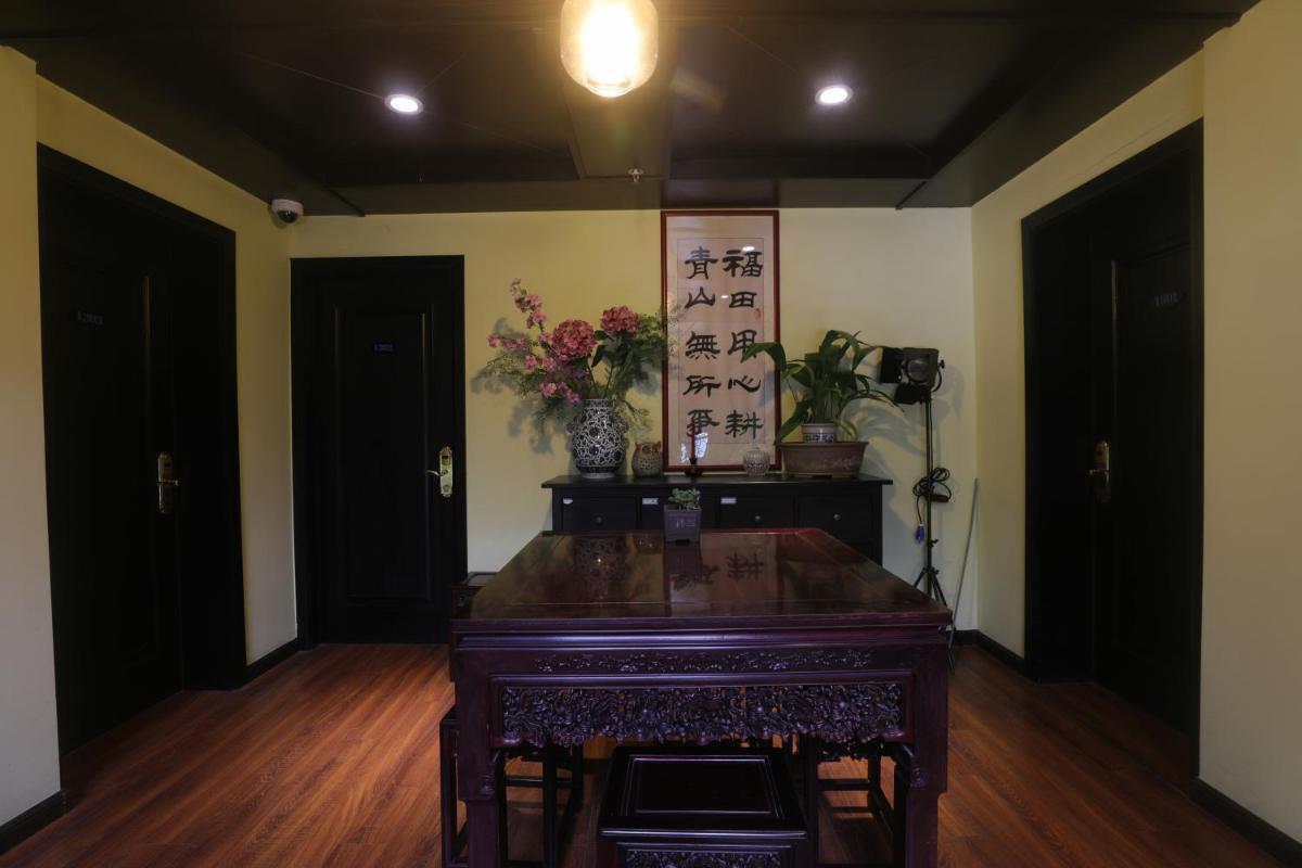 Men Tang Hotel