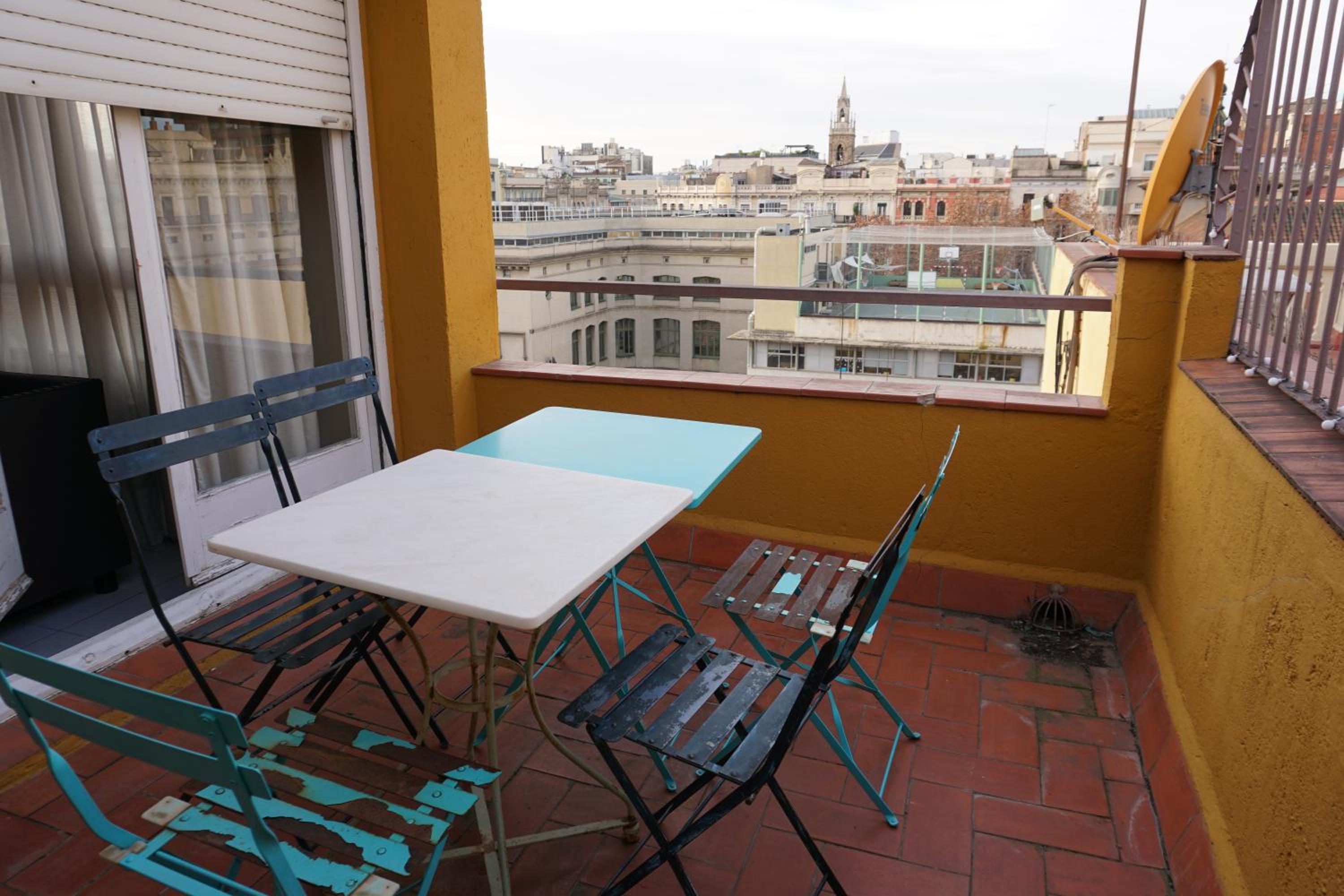 Apartaments Sant Jordi Girona 97