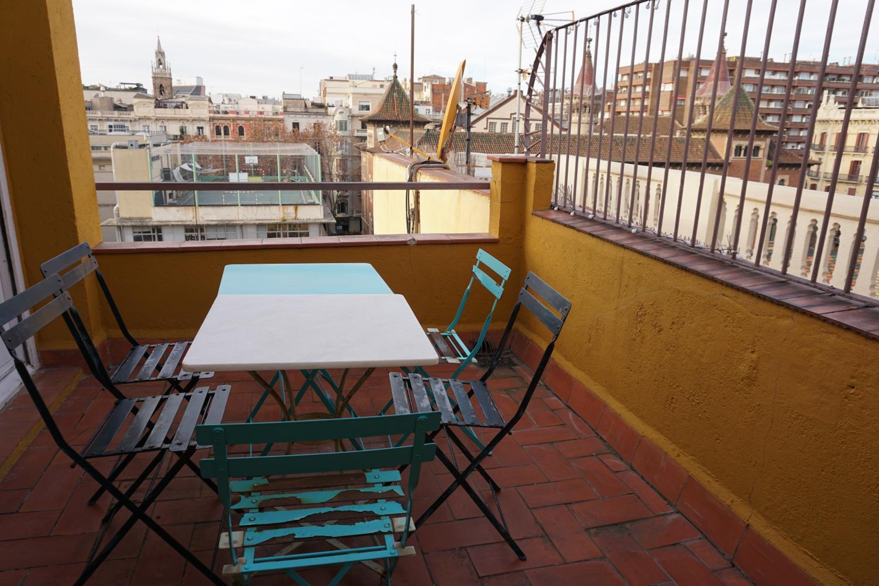 Apartaments Sant Jordi Girona 97
