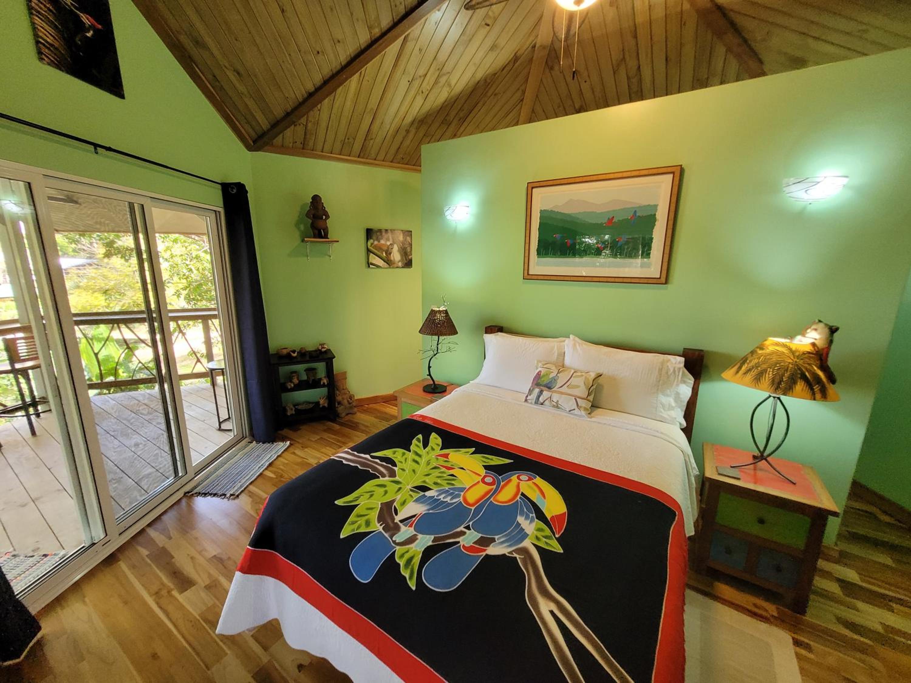 Treehouse La Hierba, Pavones