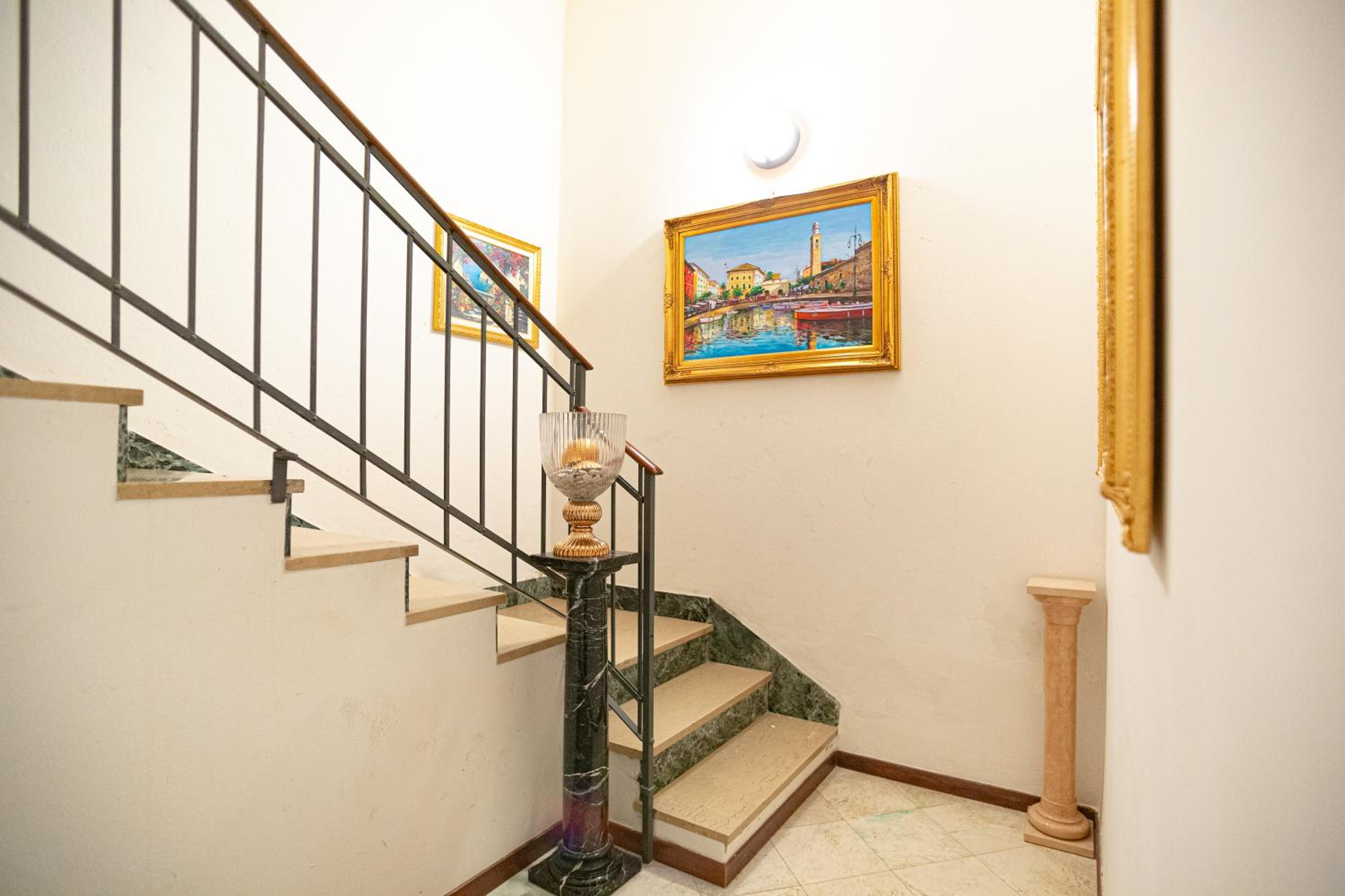 The Mansion of Countess Rizzardi on Garda Lake view 3