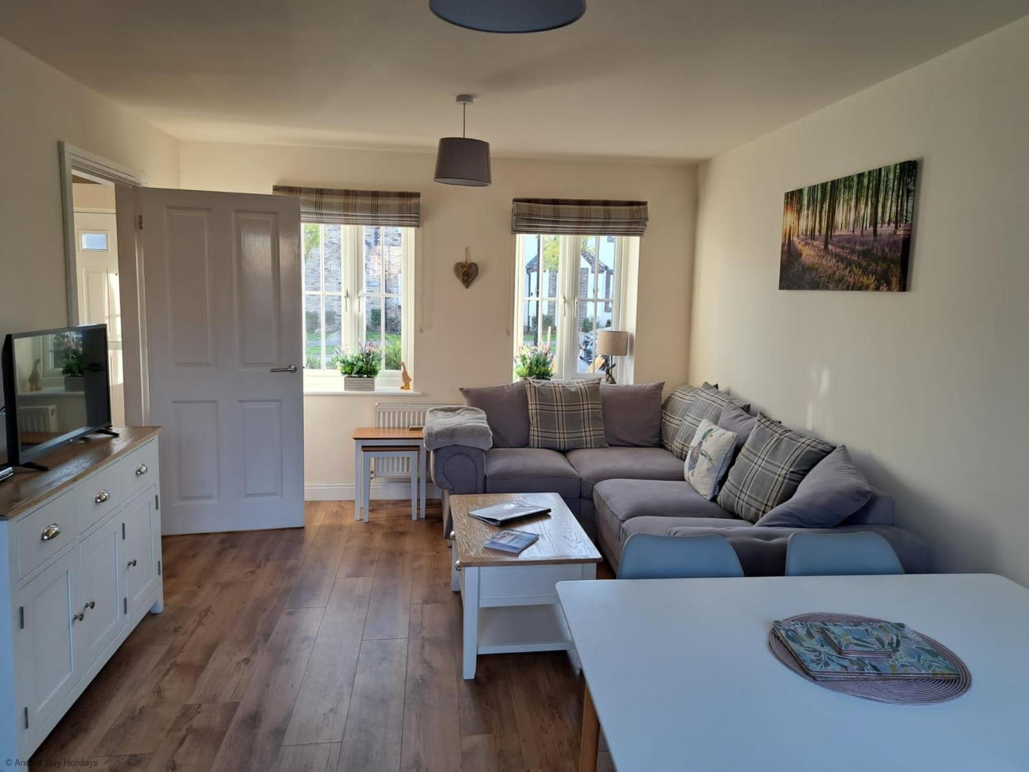 Bluebell Cottage - Part of the The Bay Filey Holiday Village with pool, gym and direct beach access, pub, restaurant, tennis and meadows walks