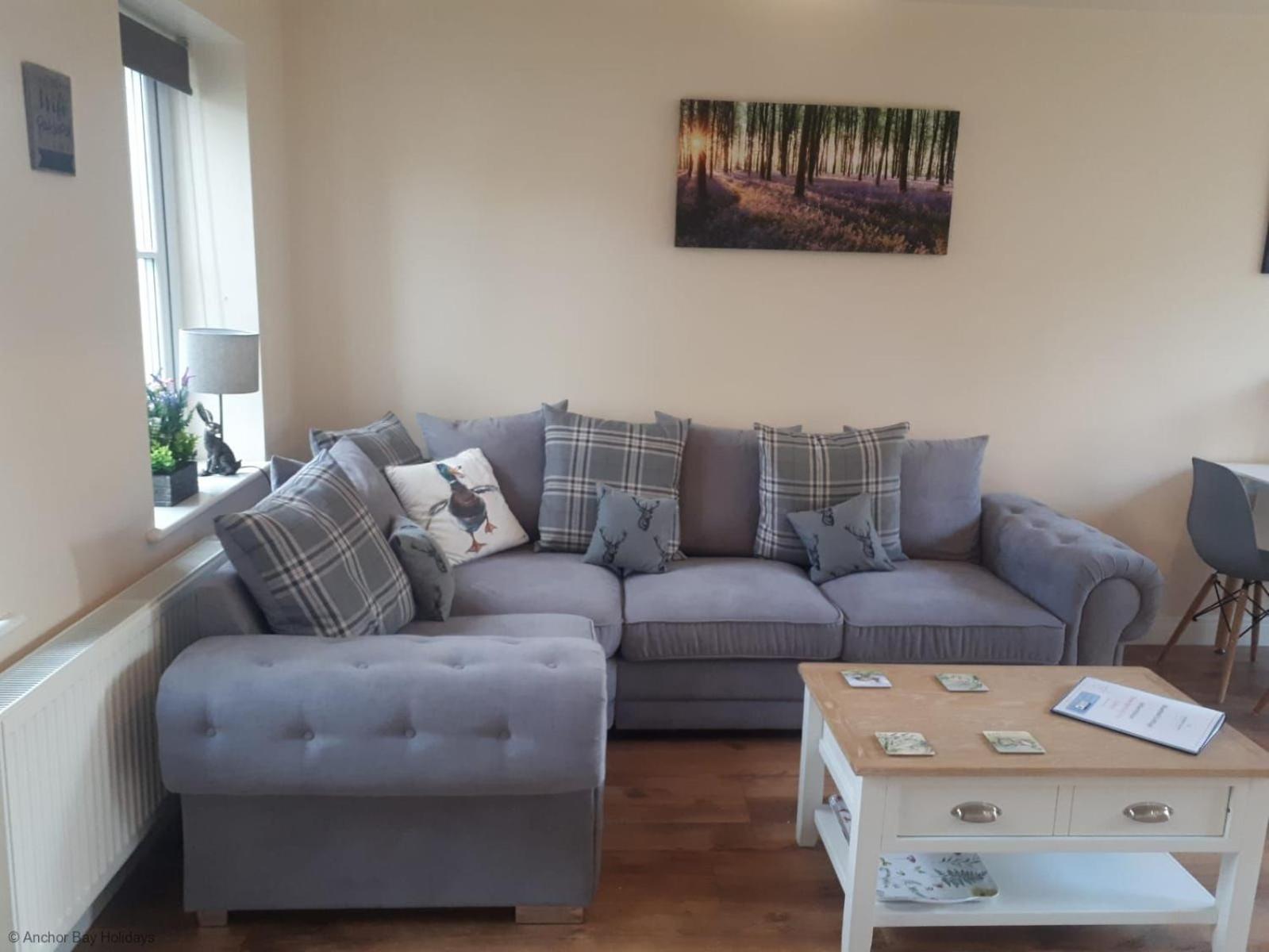 Bluebell Cottage - Part of the The Bay Filey Holiday Village with pool, gym and direct beach access, pub, restaurant, tennis and meadows walks