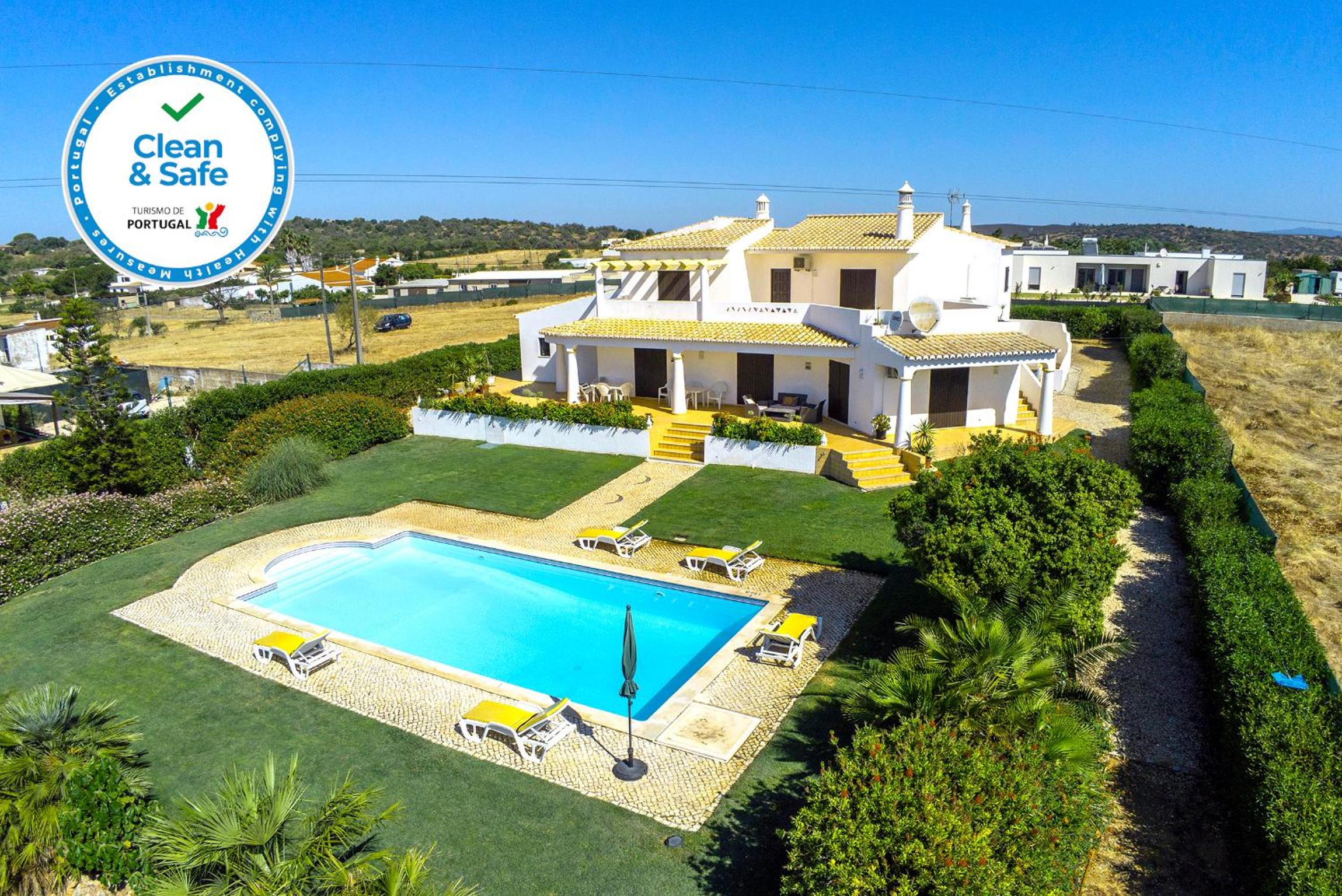 G - Vila Céu Guesthouse - main view