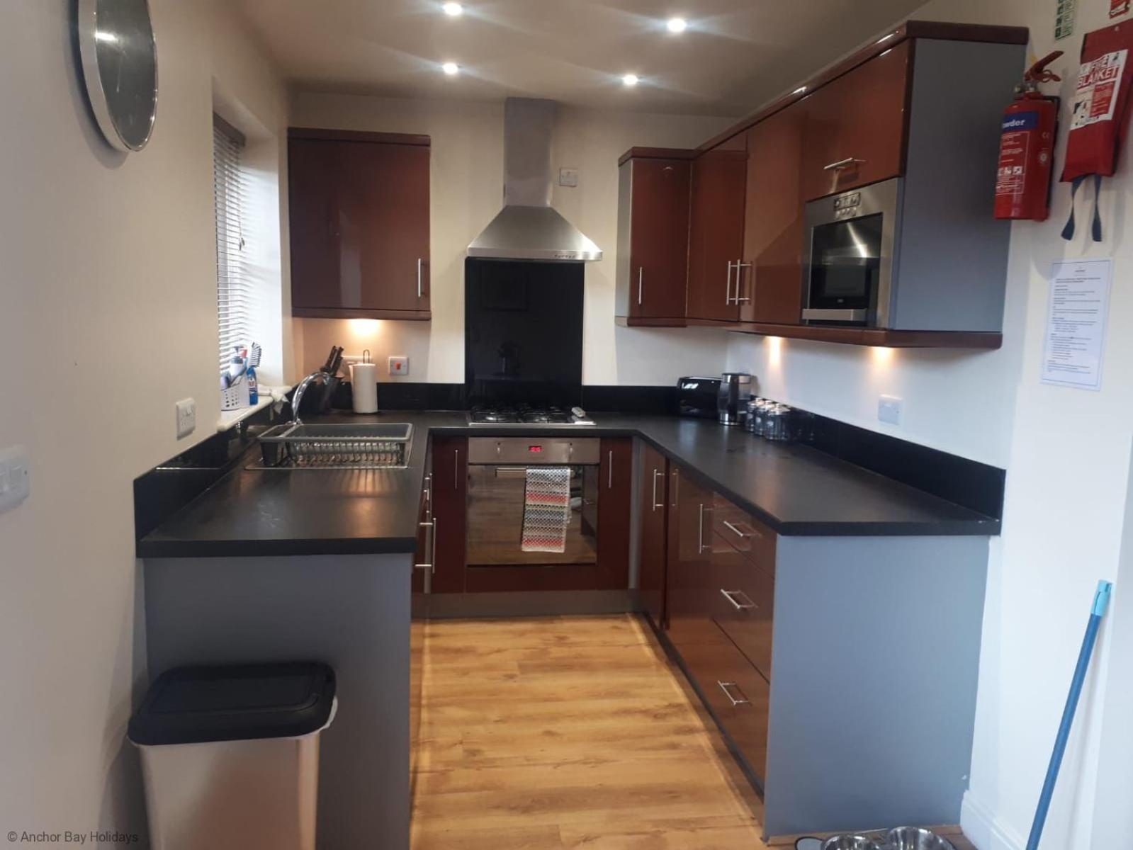 Bluebell Cottage - Part of the The Bay Filey Holiday Village with pool, gym and direct beach access, pub, restaurant, tennis and meadows walks