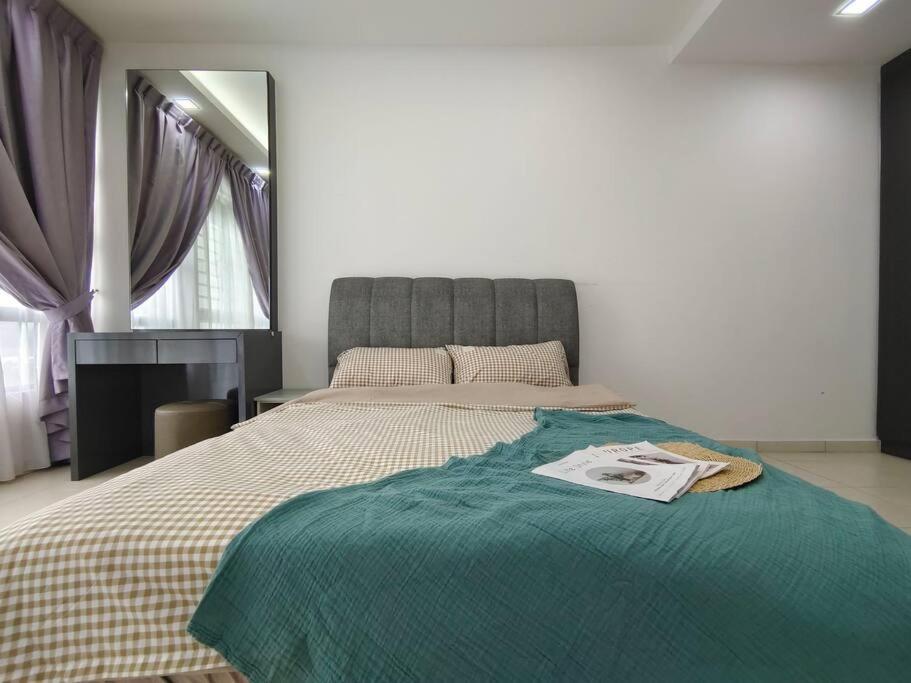 0505 The Garden Residences wifiNetflix By STAY