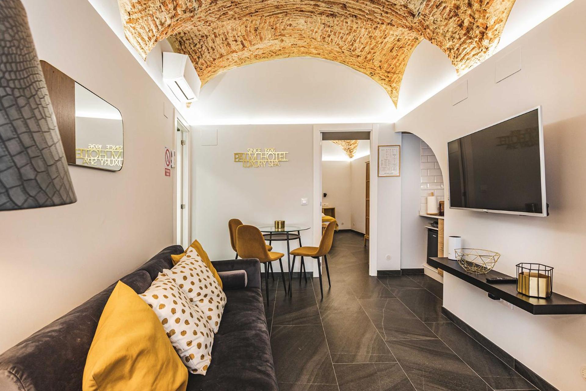 Apartamentos Cáceres Central Suites