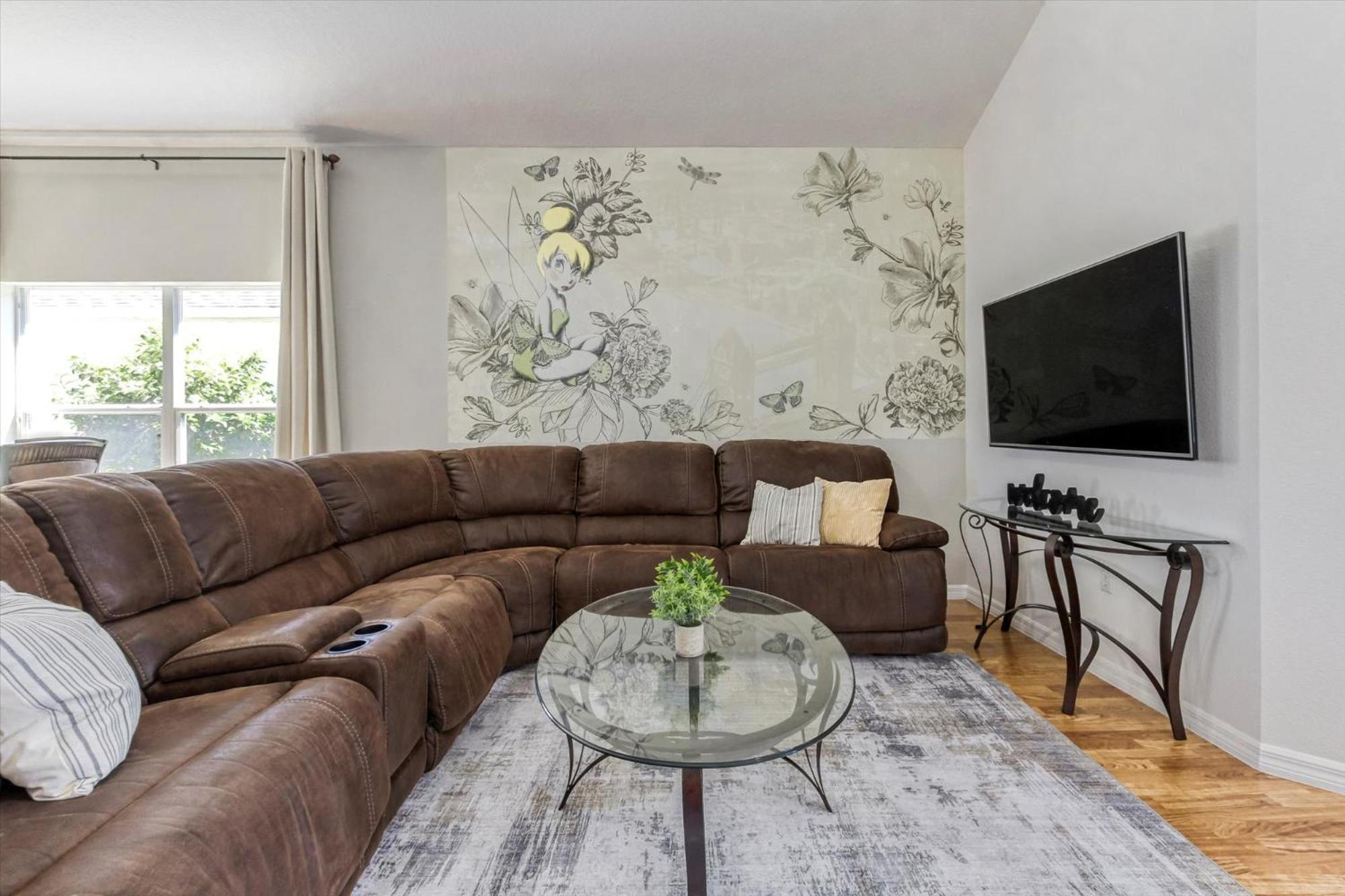 Large Home-Private Pool, Spa, and Pet Friendly Sleeps 12