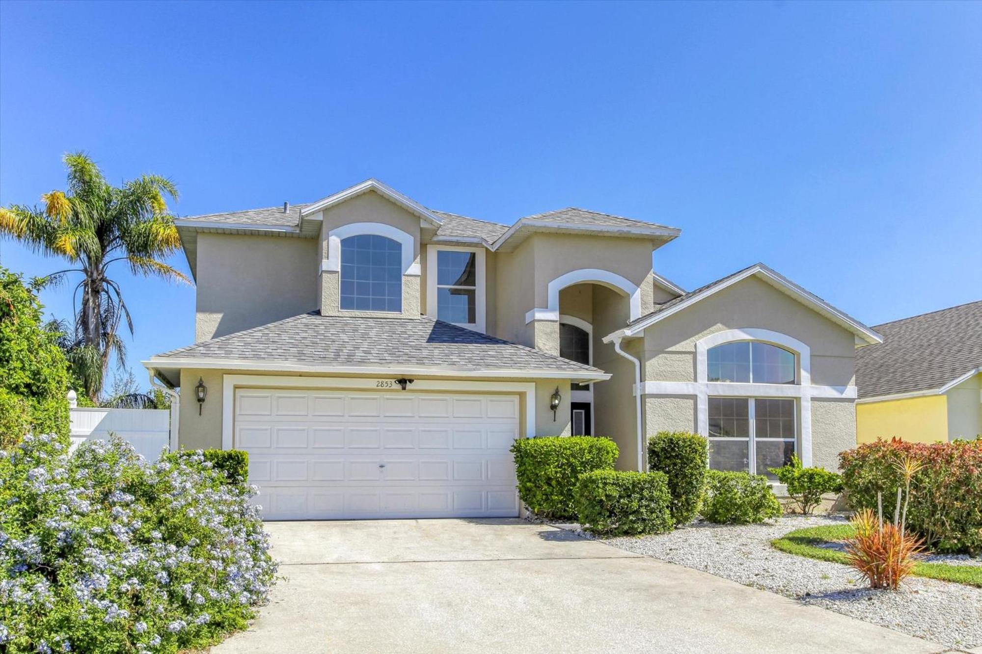 Large Home-Private Pool, Spa, and Pet Friendly Sleeps 12