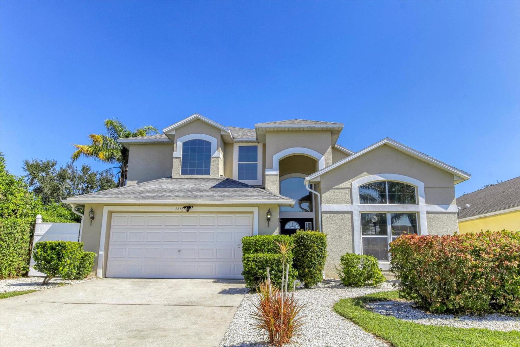 Large Home-Private Pool, Spa, and Pet Friendly Sleeps 12