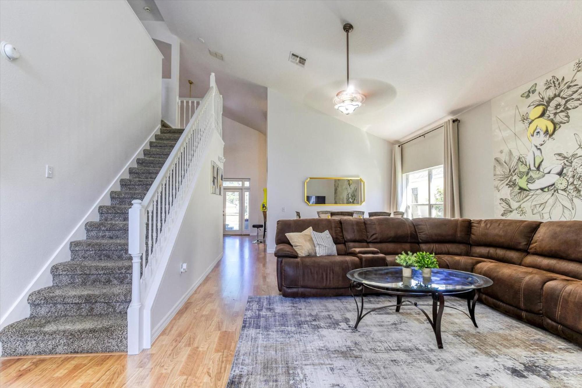 Large Home-Private Pool, Spa, and Pet Friendly Sleeps 12