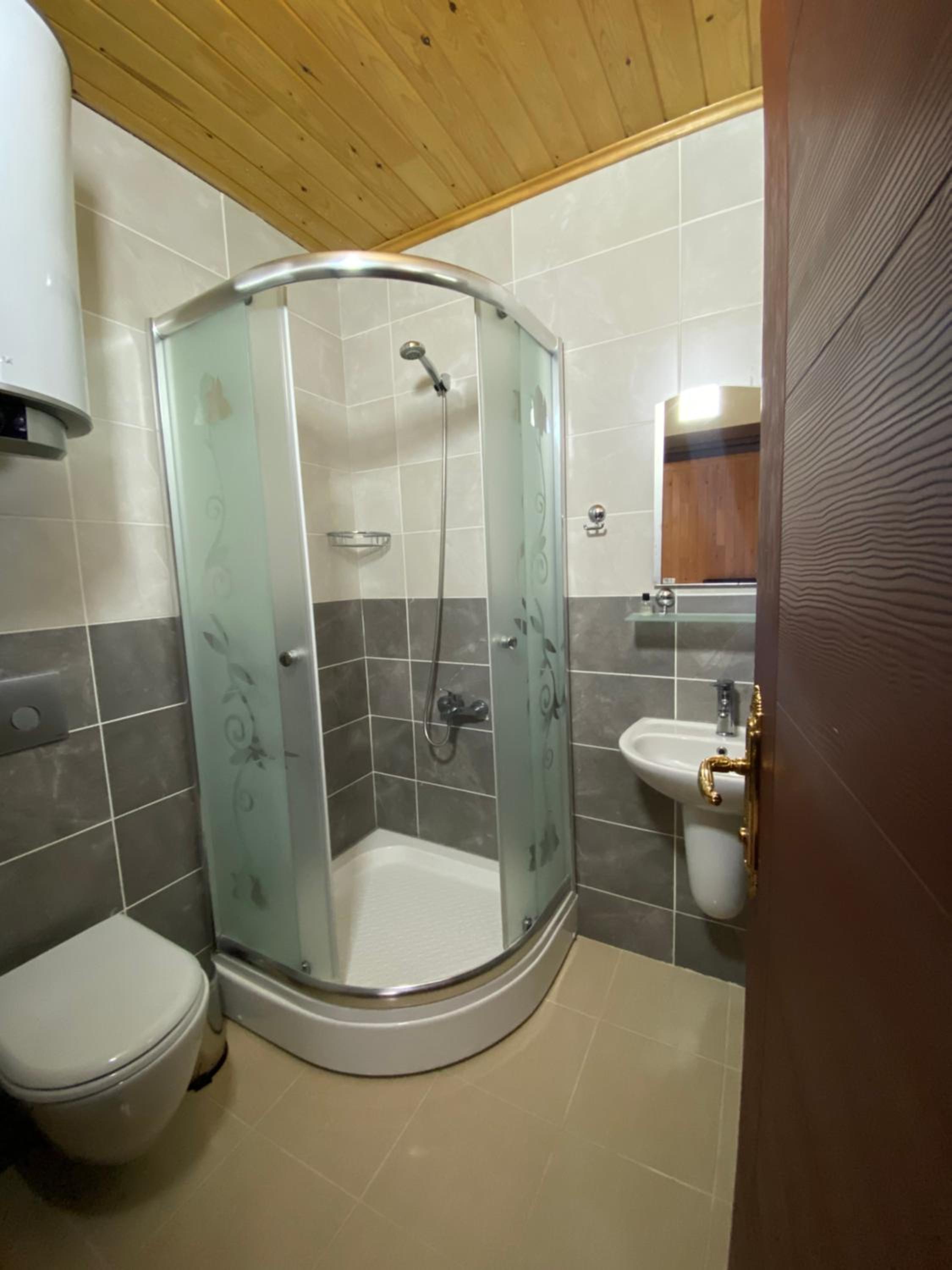 Yüce Suite