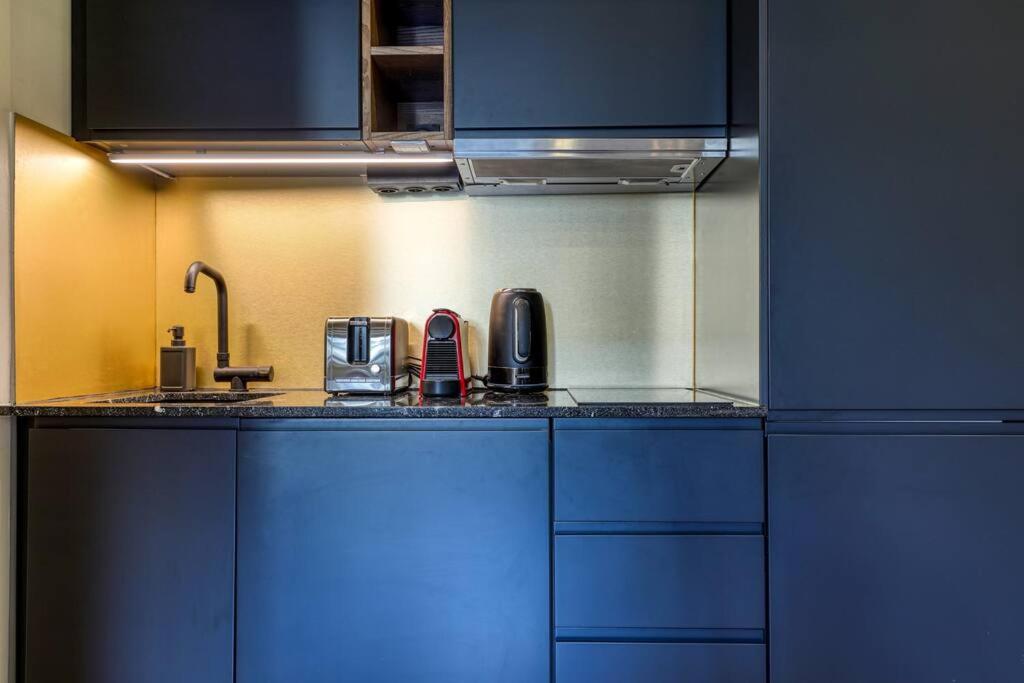 Montaigne Executive Suite