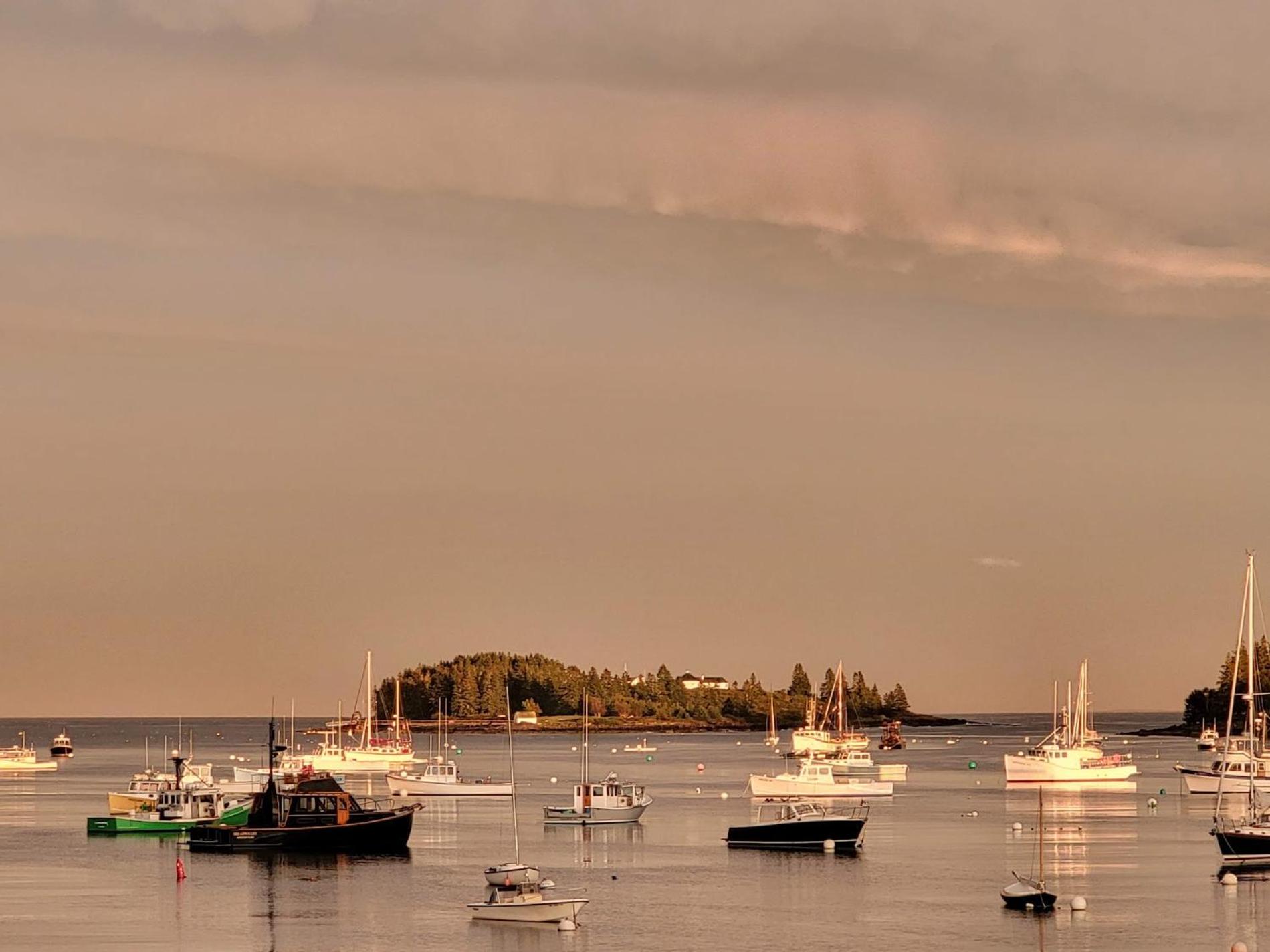 East Wind Inn on the Water 141