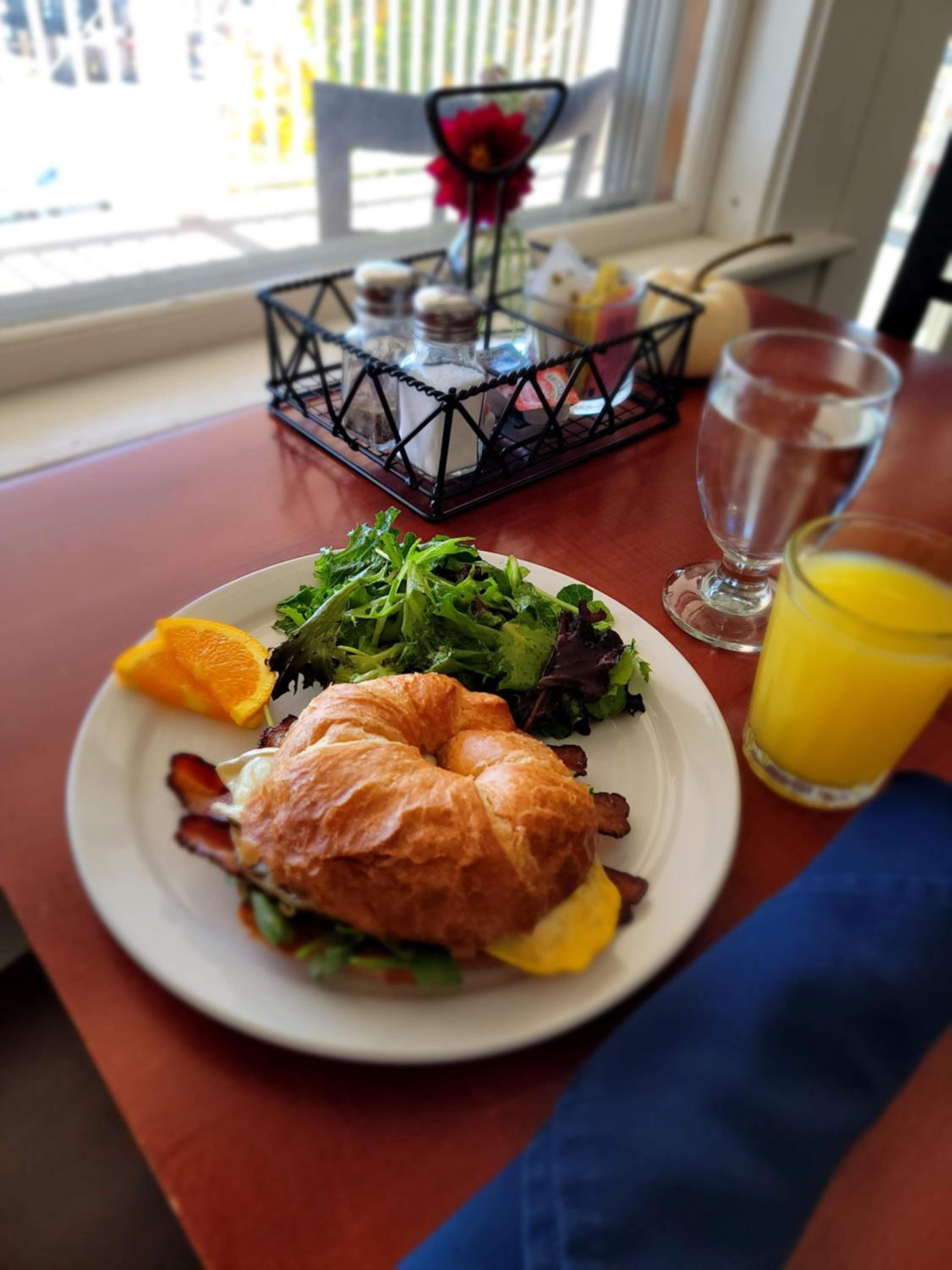 East Wind Inn on the Water 145