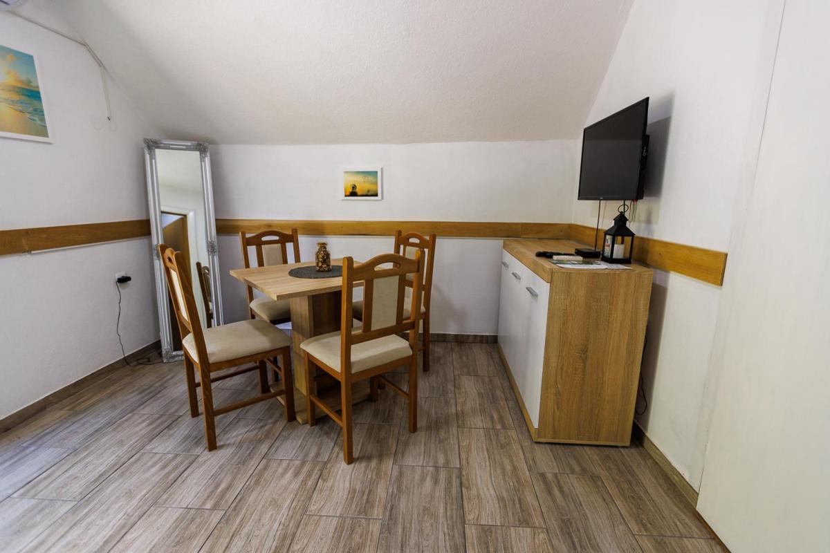 Aparthouse Bilic en Jajce — dining