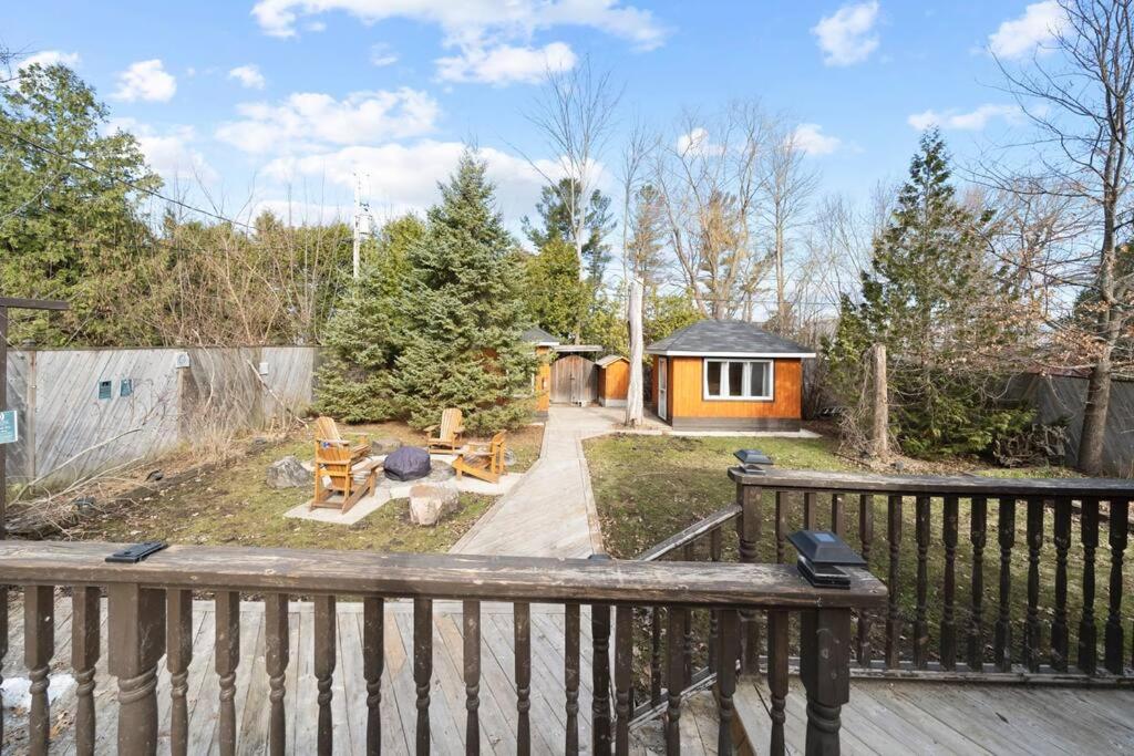 Modern Chic Cottage - Hot Tub, Sauna, Tay Trail