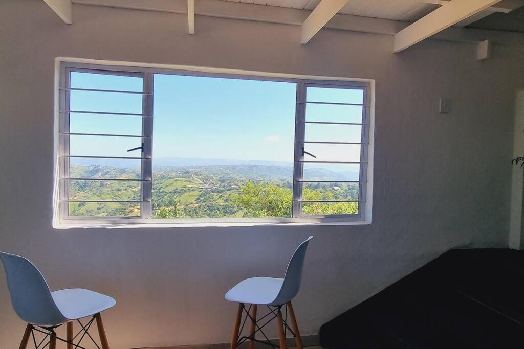 Best view of 1000 Hills with shared pool. view 2