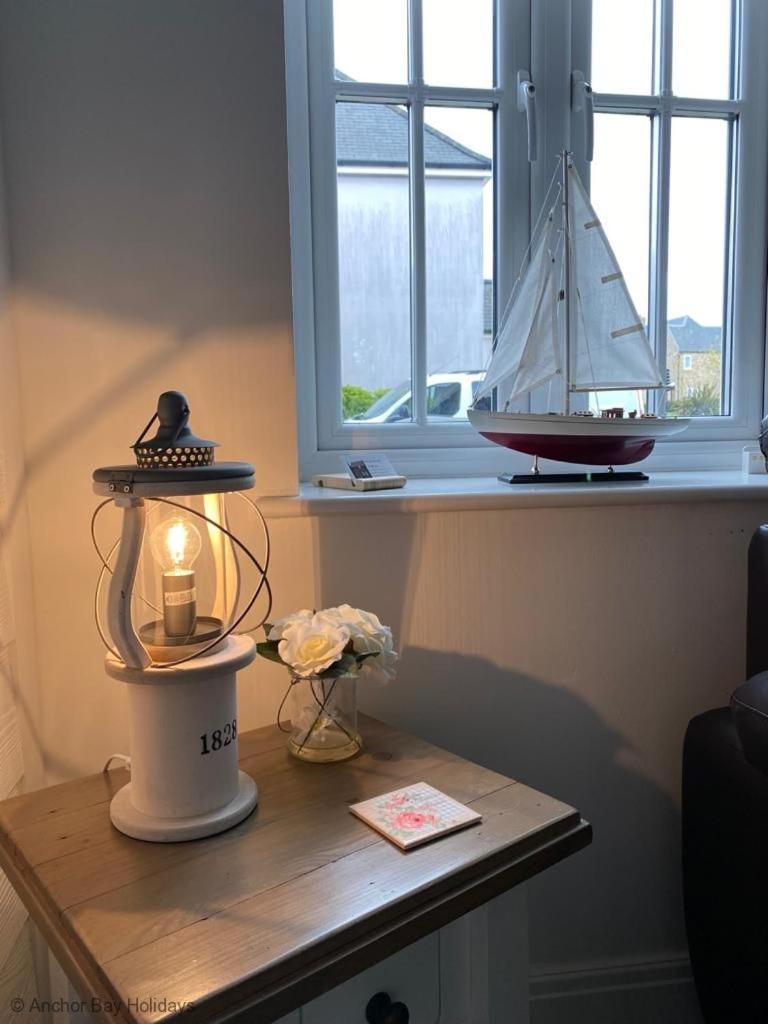 Gingerbread Cottage - Part of the The Bay Filey Holiday Village with pool, gym and direct beach access, pub, restaurant, tennis and meadows walks