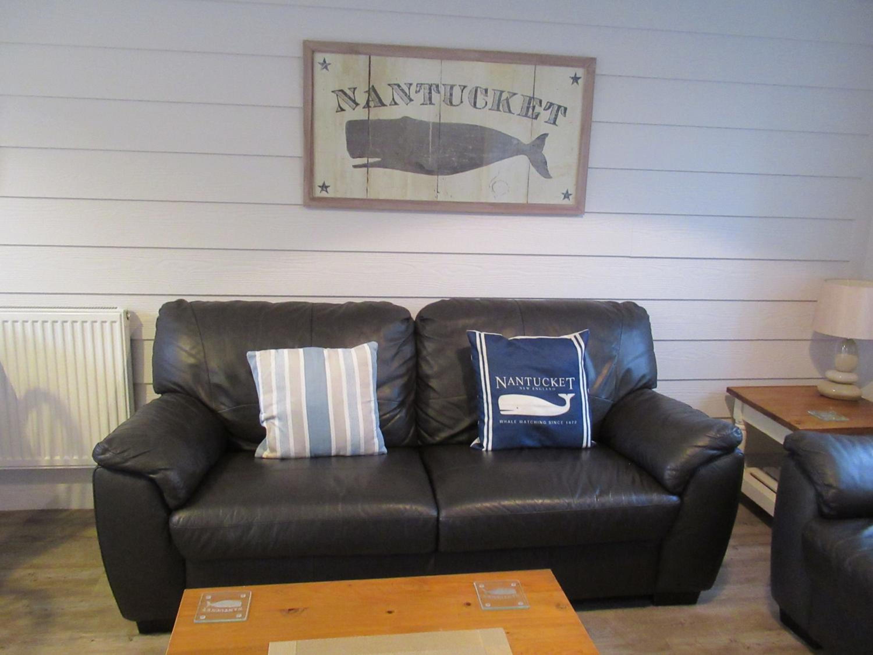 Nantucket Cottage - Part of the The Bay Filey Holiday Village with pool, gym and direct beach access, pub, restaurant, tennis and meadows walks
