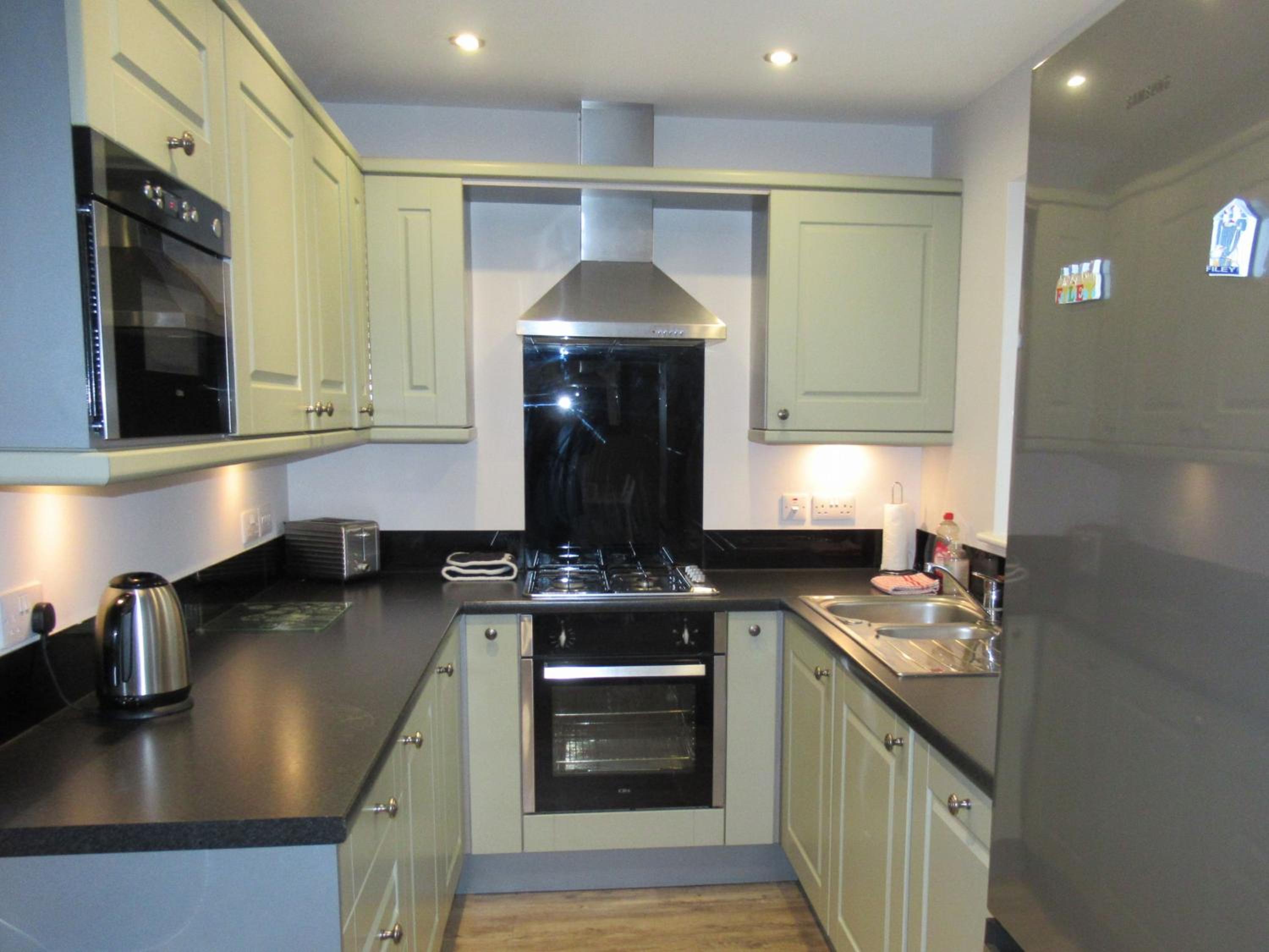 Nantucket Cottage - Part of the The Bay Filey Holiday Village with pool, gym and direct beach access, pub, restaurant, tennis and meadows walks