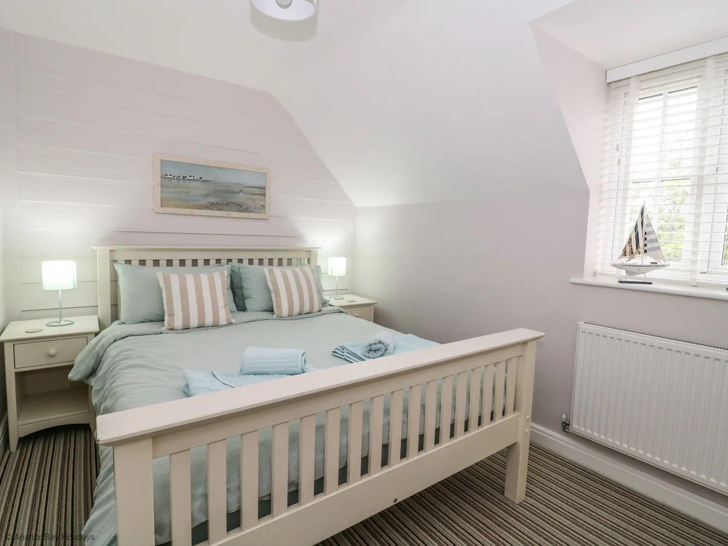 Nantucket Cottage - Part of the The Bay Filey Holiday Village with pool, gym and direct beach access, pub, restaurant, tennis and meadows walks