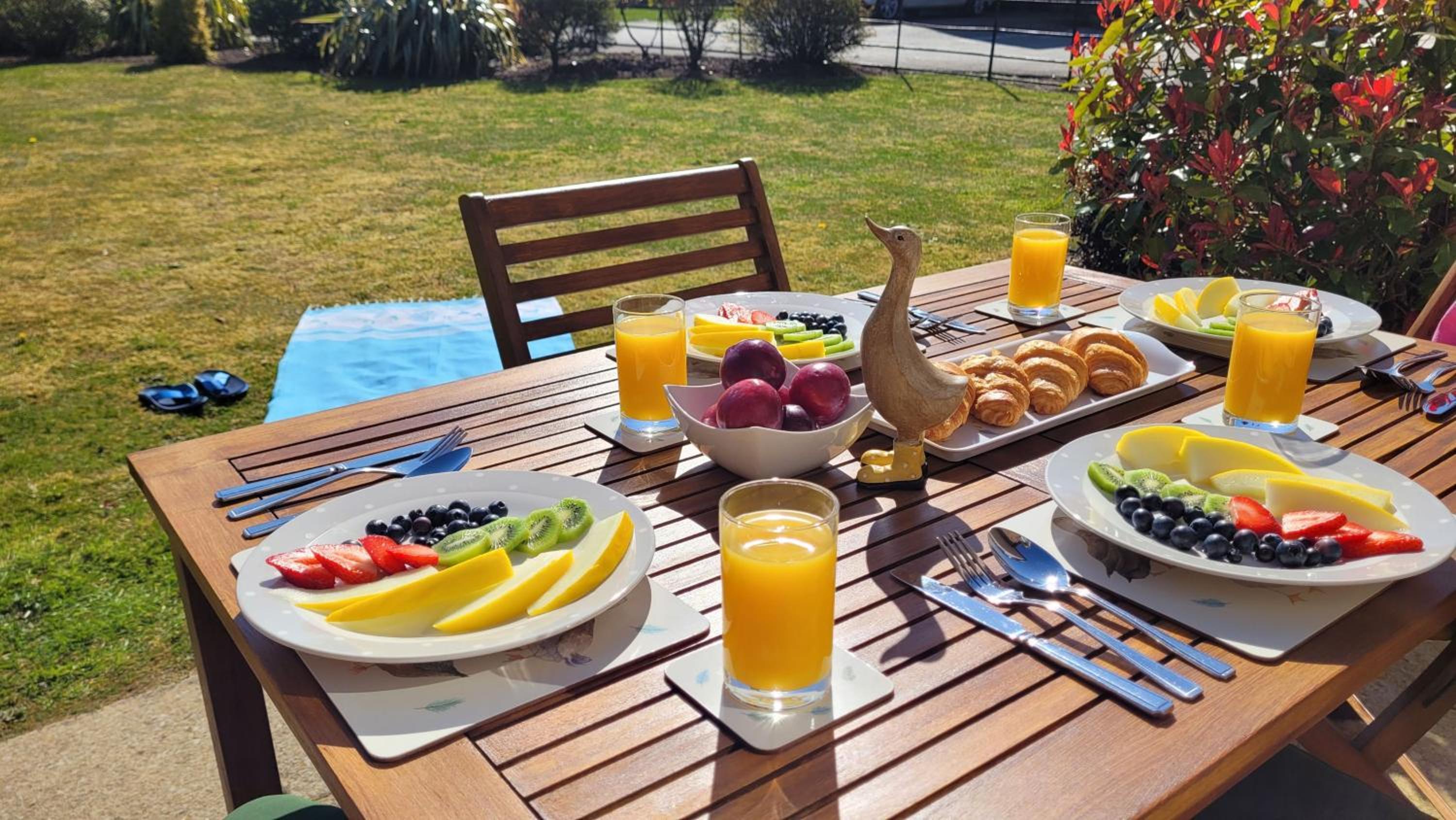 Puddleduck Cottage - Part of the The Bay Filey Holiday Village with pool, gym and direct beach access, pub, restaurant, tennis and meadows walks