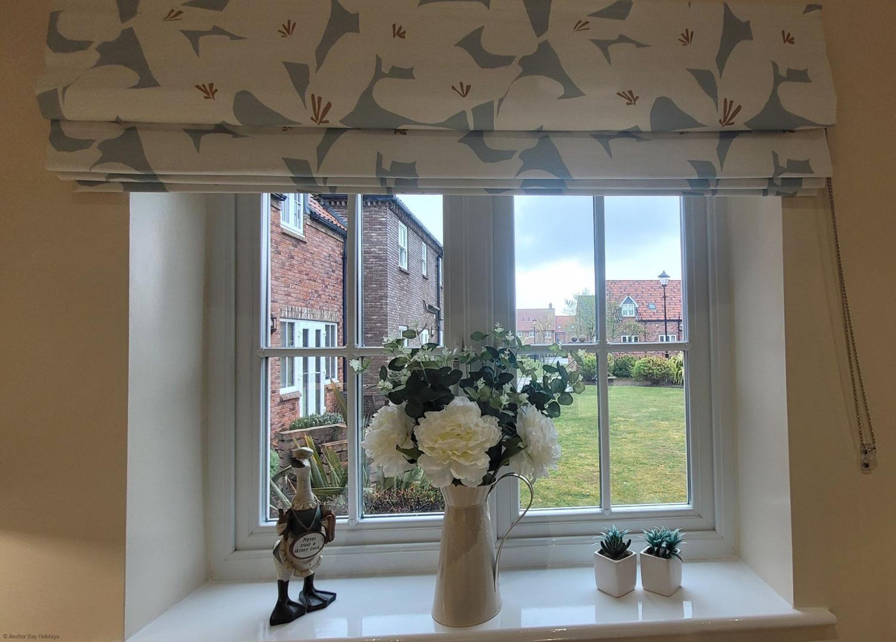 Puddleduck Cottage - Part of the The Bay Filey Holiday Village with pool, gym and direct beach access, pub, restaurant, tennis and meadows walks