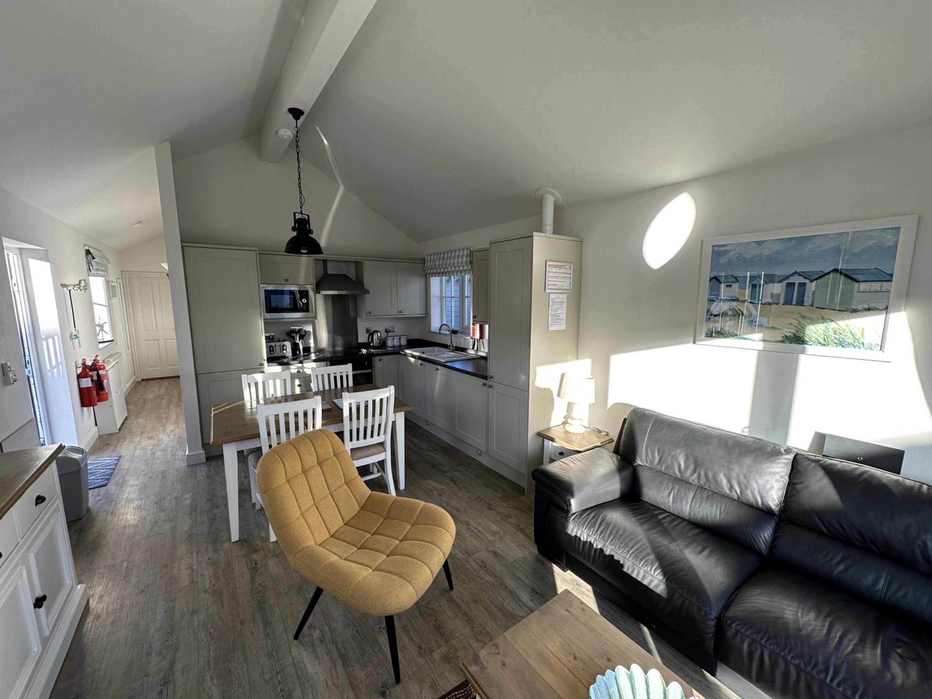 Trinity House - Part of the The Bay Filey Holiday Village with pool, gym and direct beach access, pub, restaurant, tennis and meadows walks