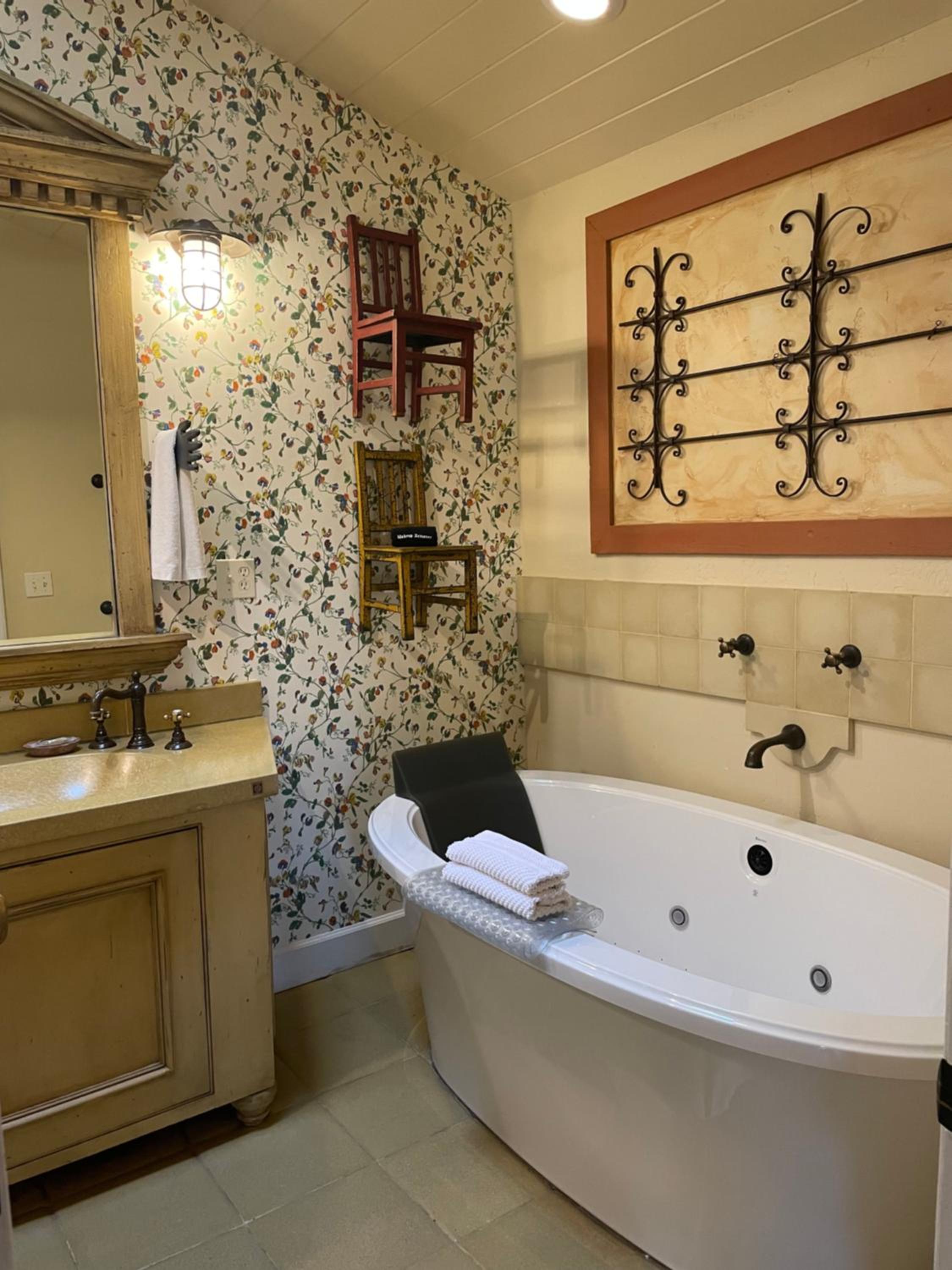 Maui Vacations - The Cottages of Napa Valley - Property Image 3