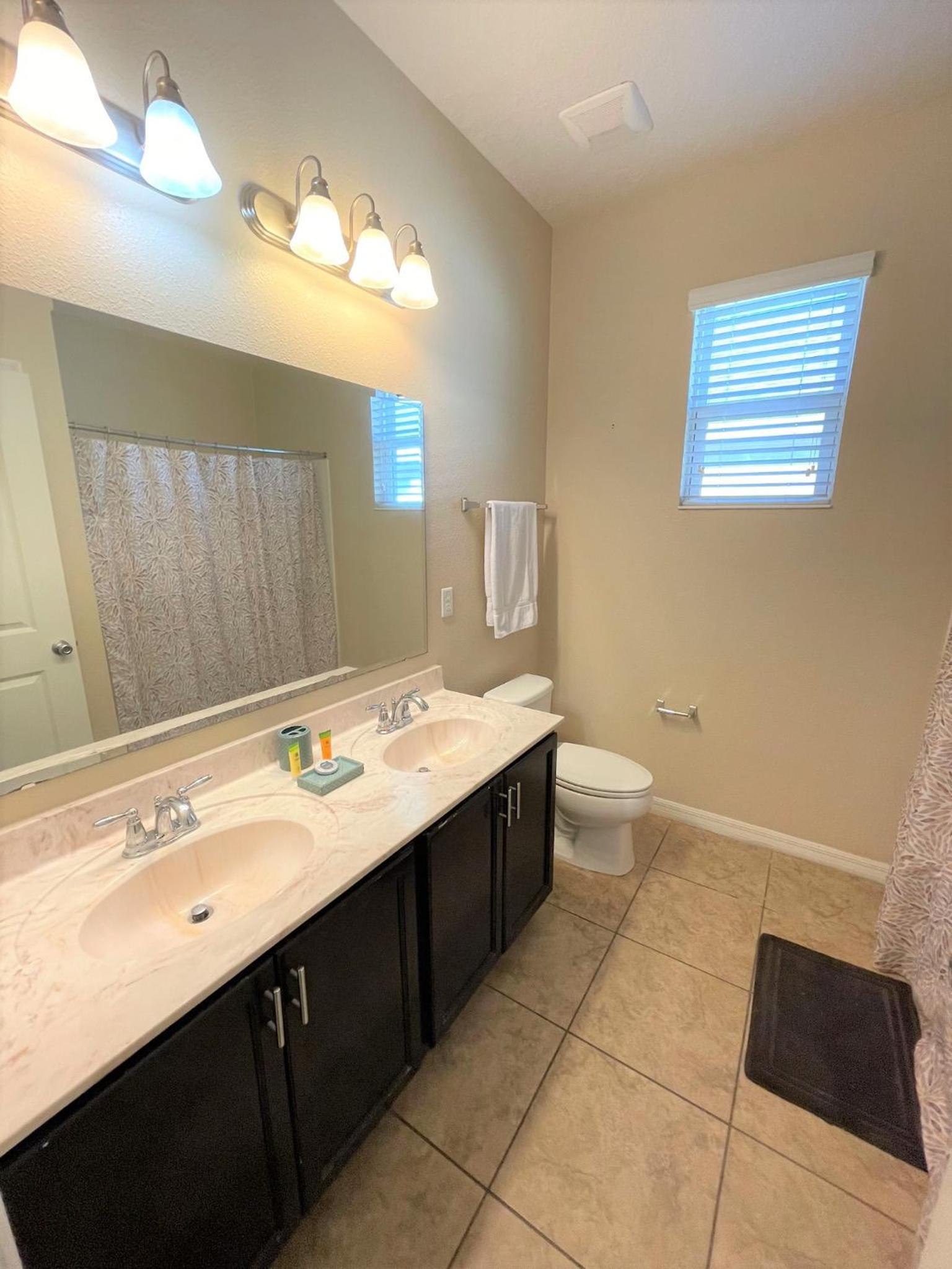CozyKey Vacation Rentals - Crystal Cove