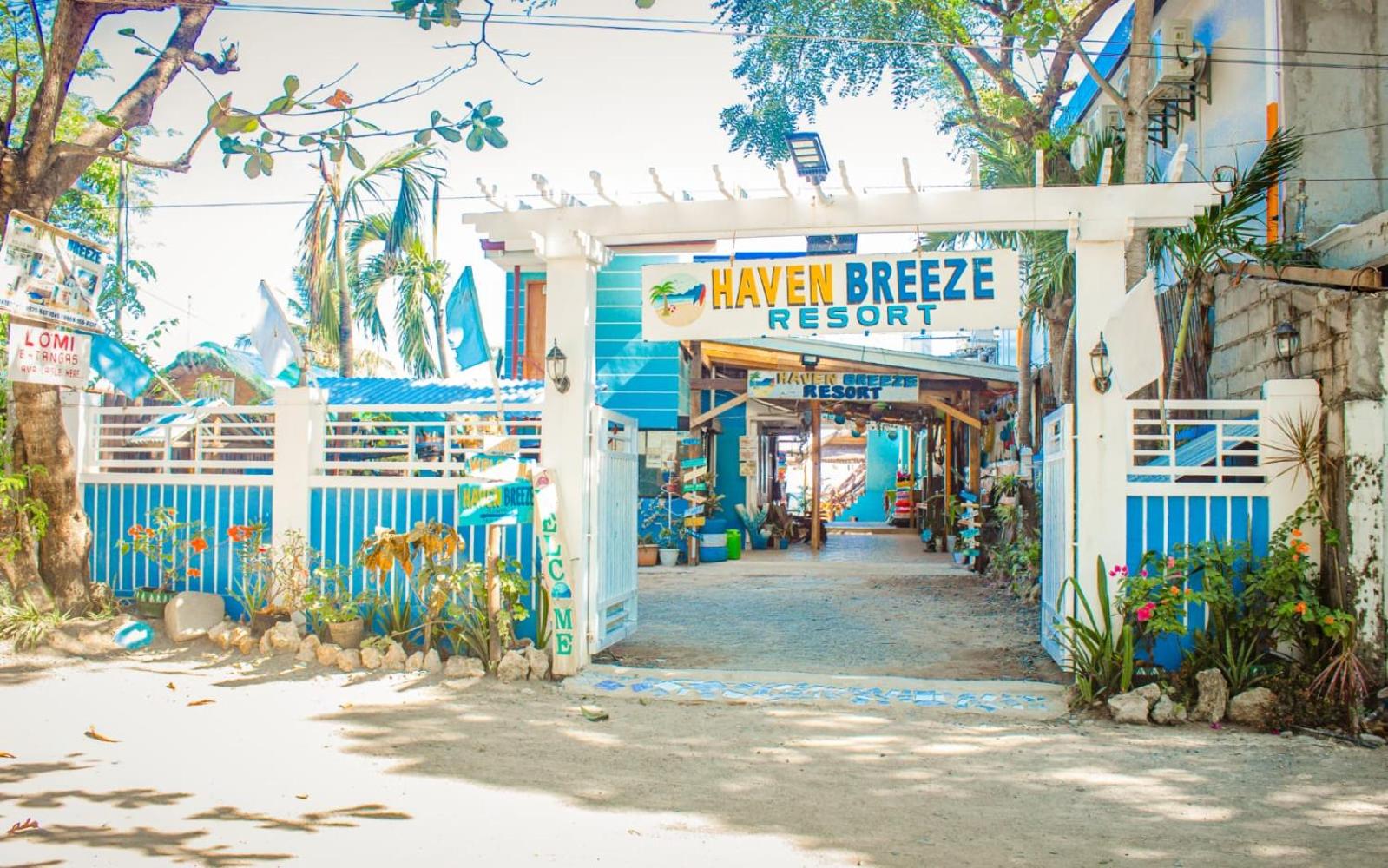 HAVEN BREEZE RESORT - A home of Hundred Islands view 2
