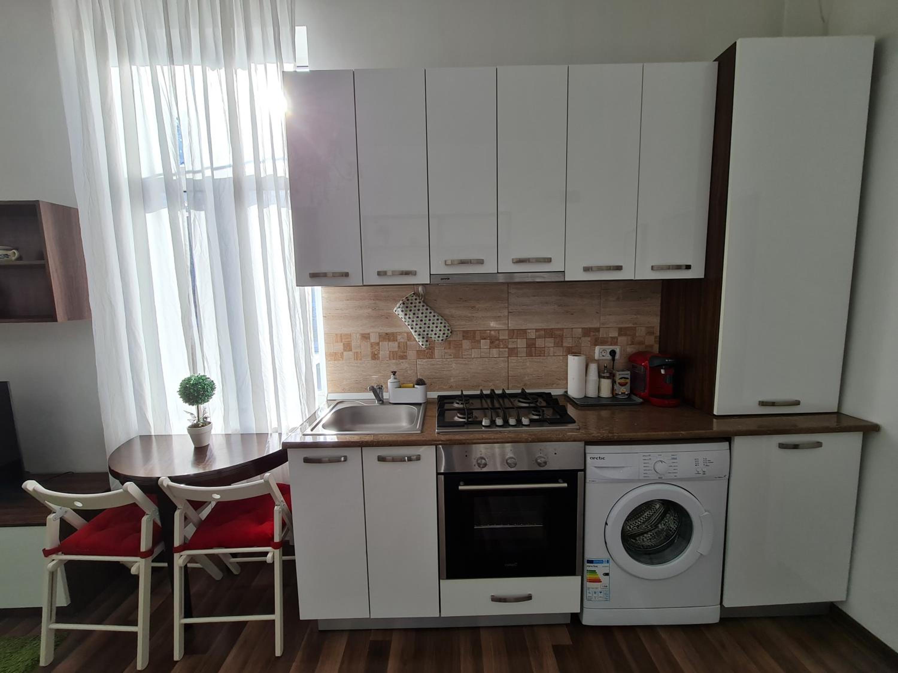 Downtown Central University Apartament - CAL1