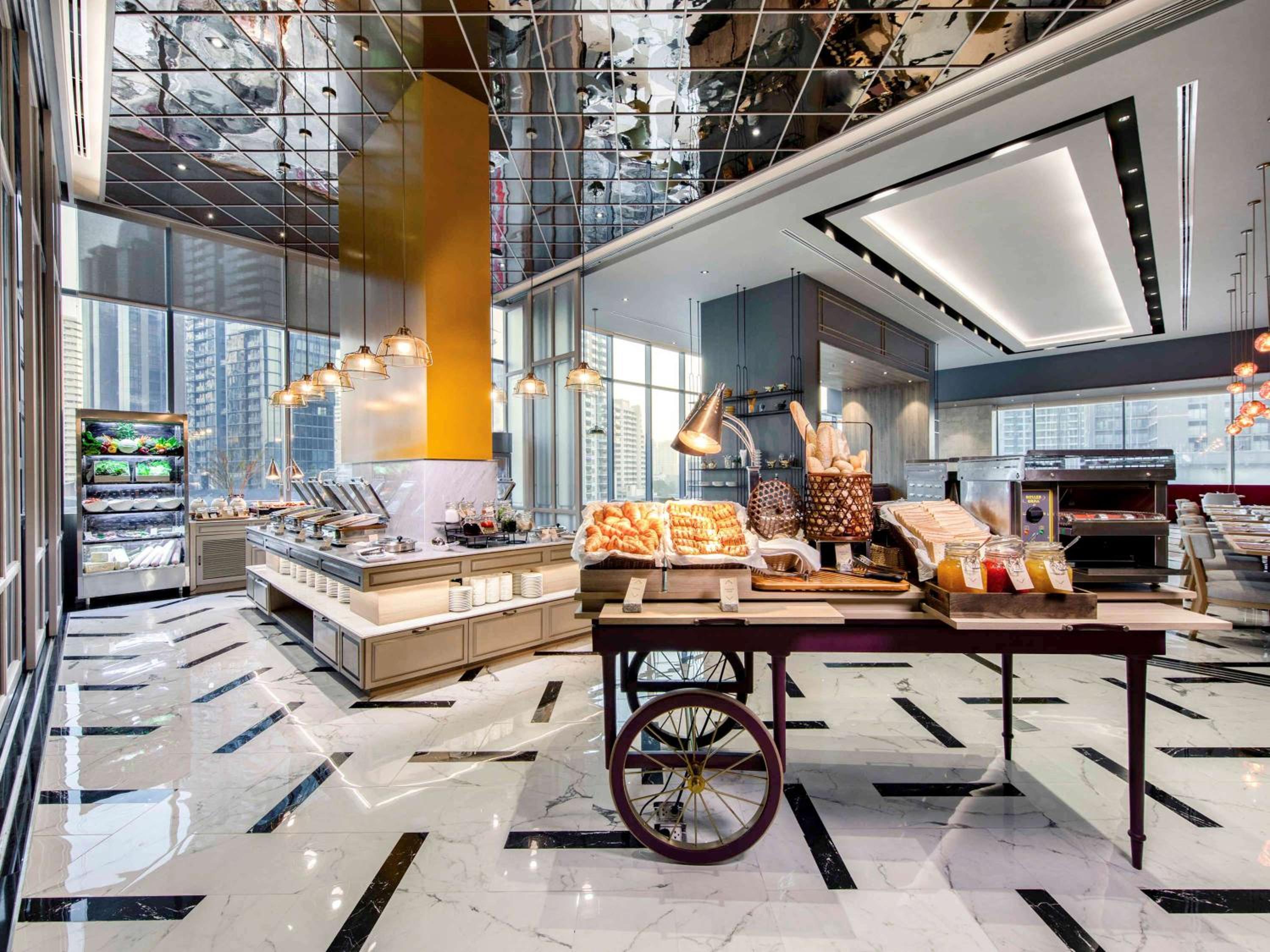 Mercure Bangkok Sukhumvit 24 43