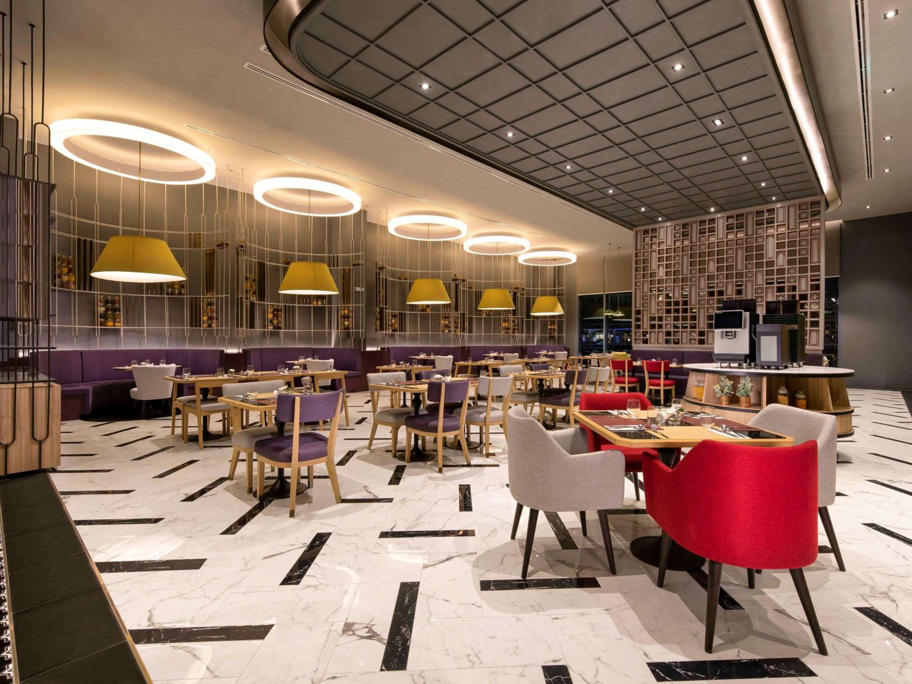 Mercure Bangkok Sukhumvit 24 48