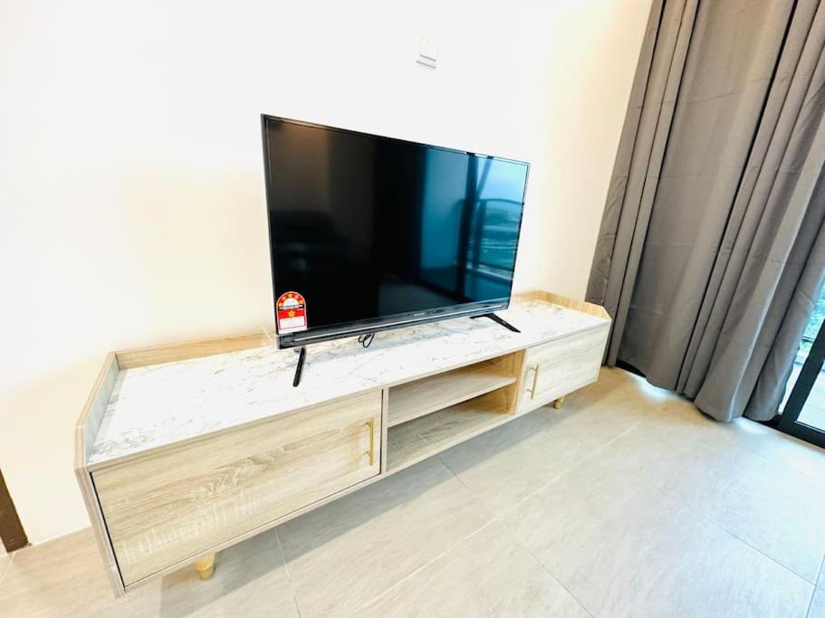 Kuching BDC Saradise Rex Apartment photo 6