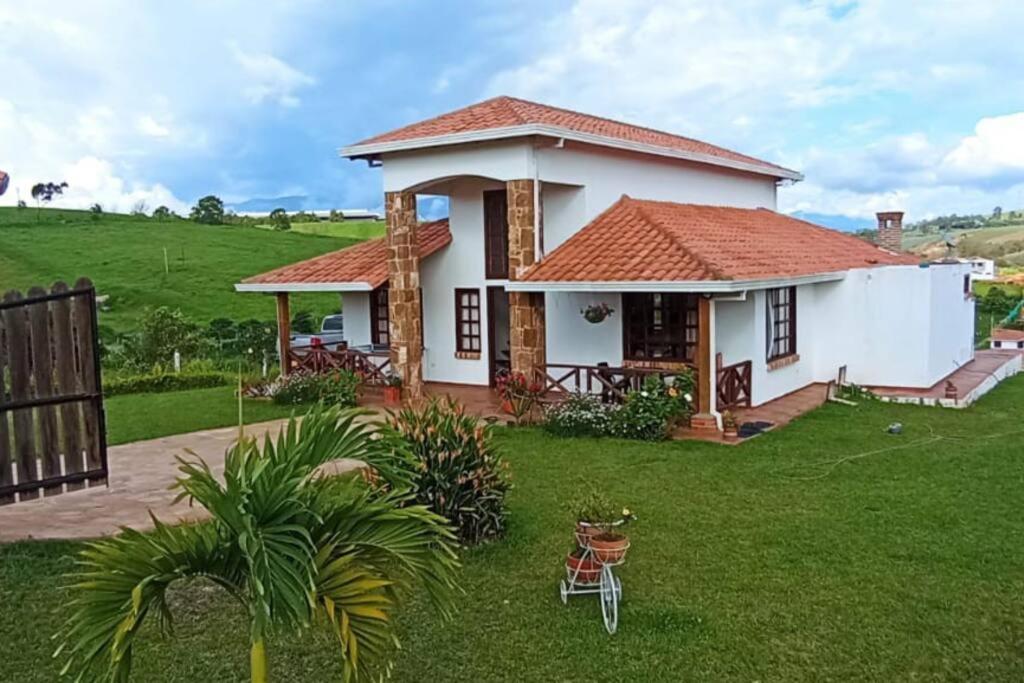 Hotel Hermosa Casa Campestre Con Hidropiscina