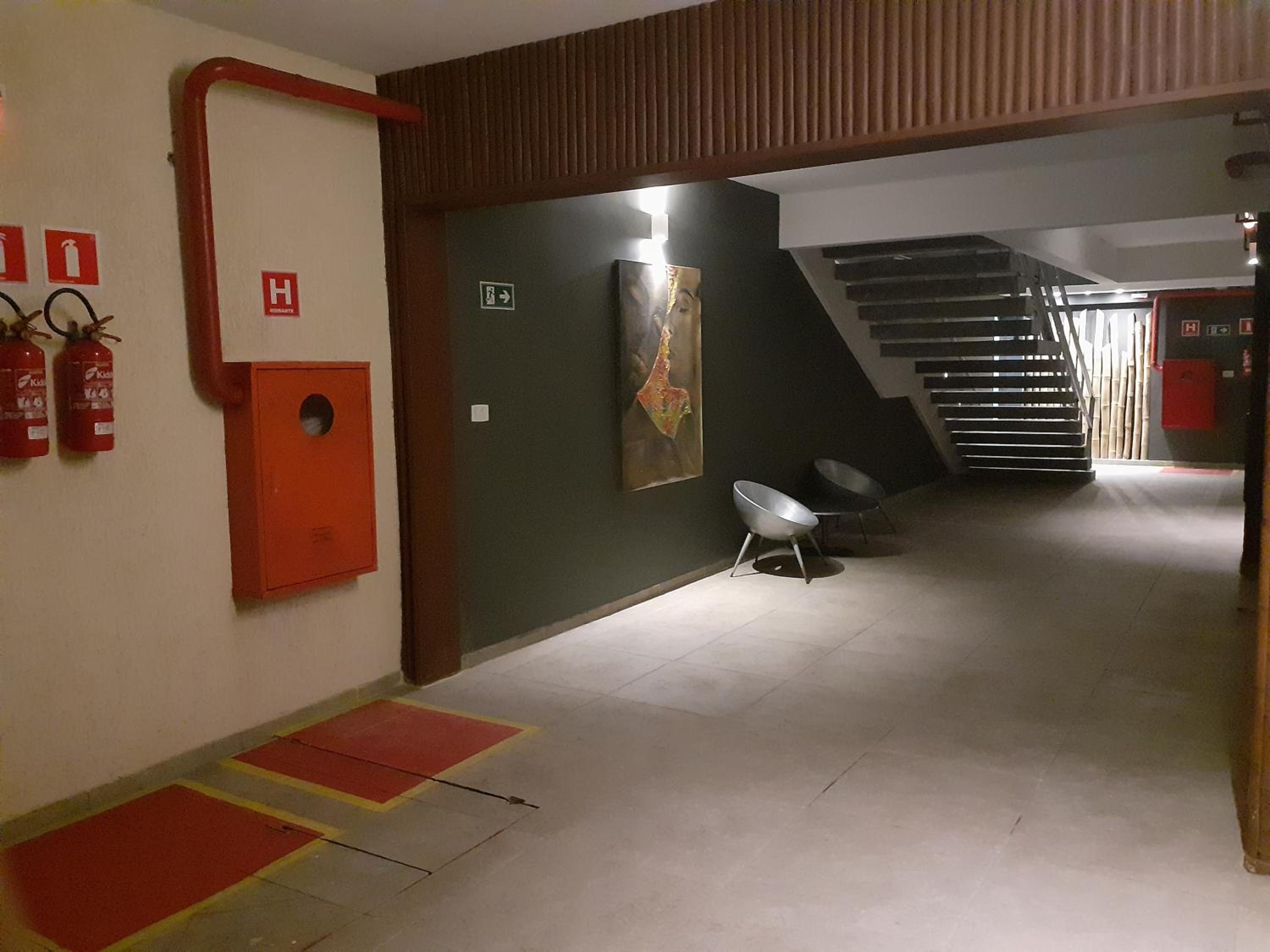 FLAT ENCANTADOR A UM PASSO DA PRAIA