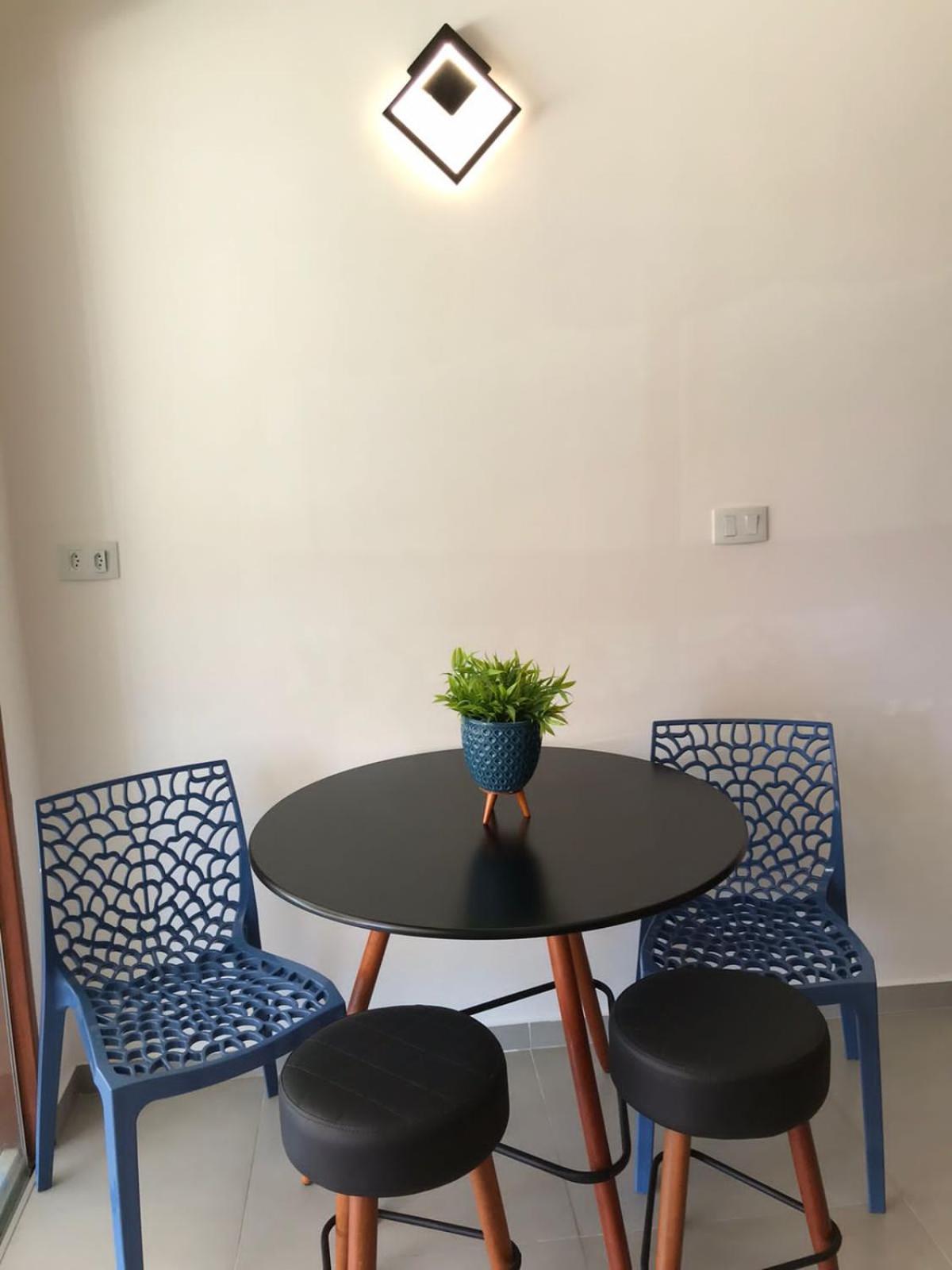 FLAT ENCANTADOR A UM PASSO DA PRAIA
